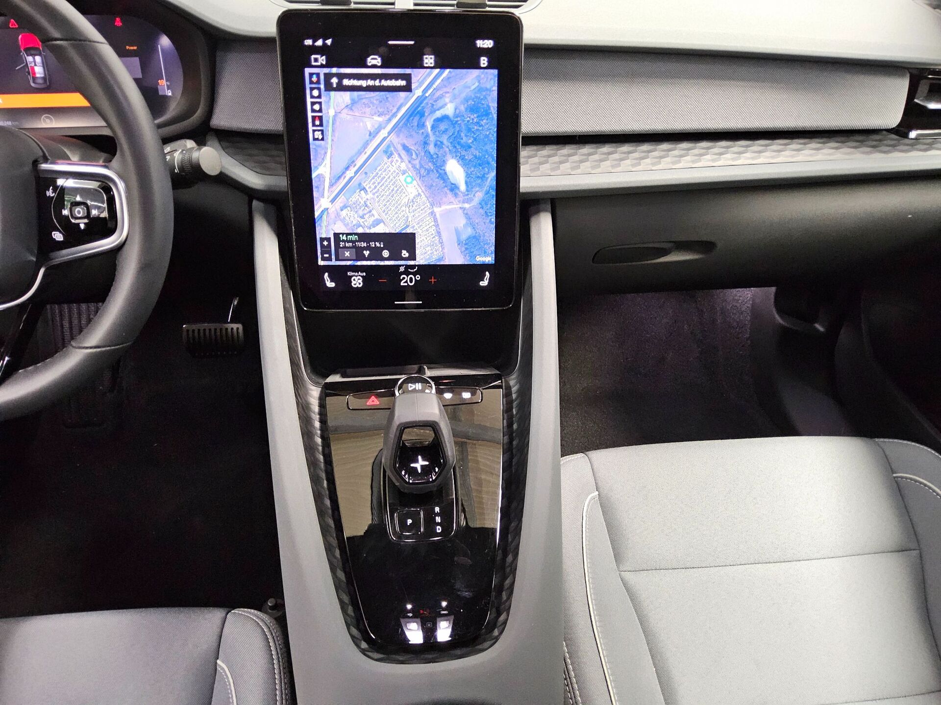 Polestar 2 Navi LED Shz RFK 6