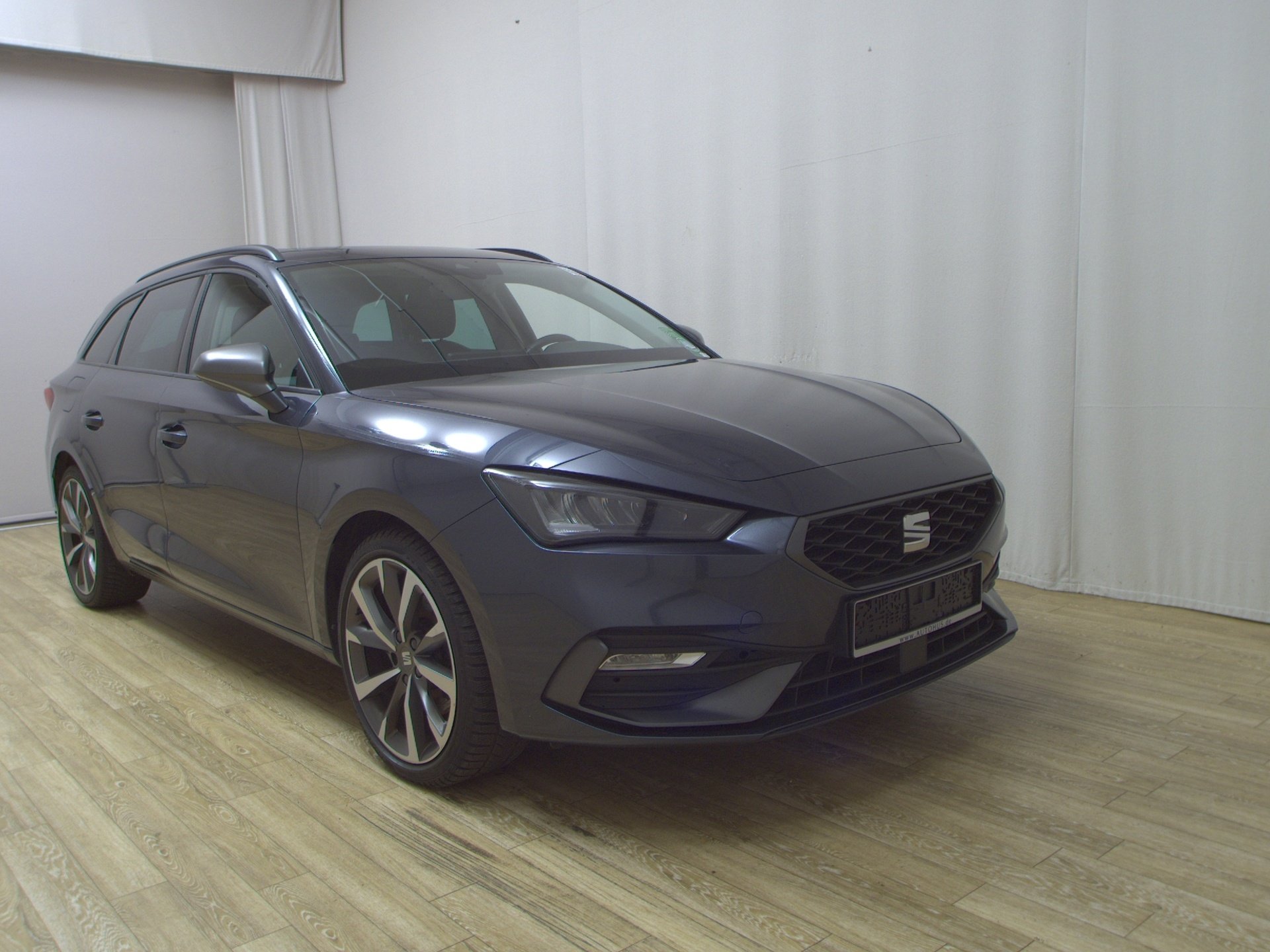 Seat Leon Sportstourer 2.0 TDI FR-Line Navi LED vc 3