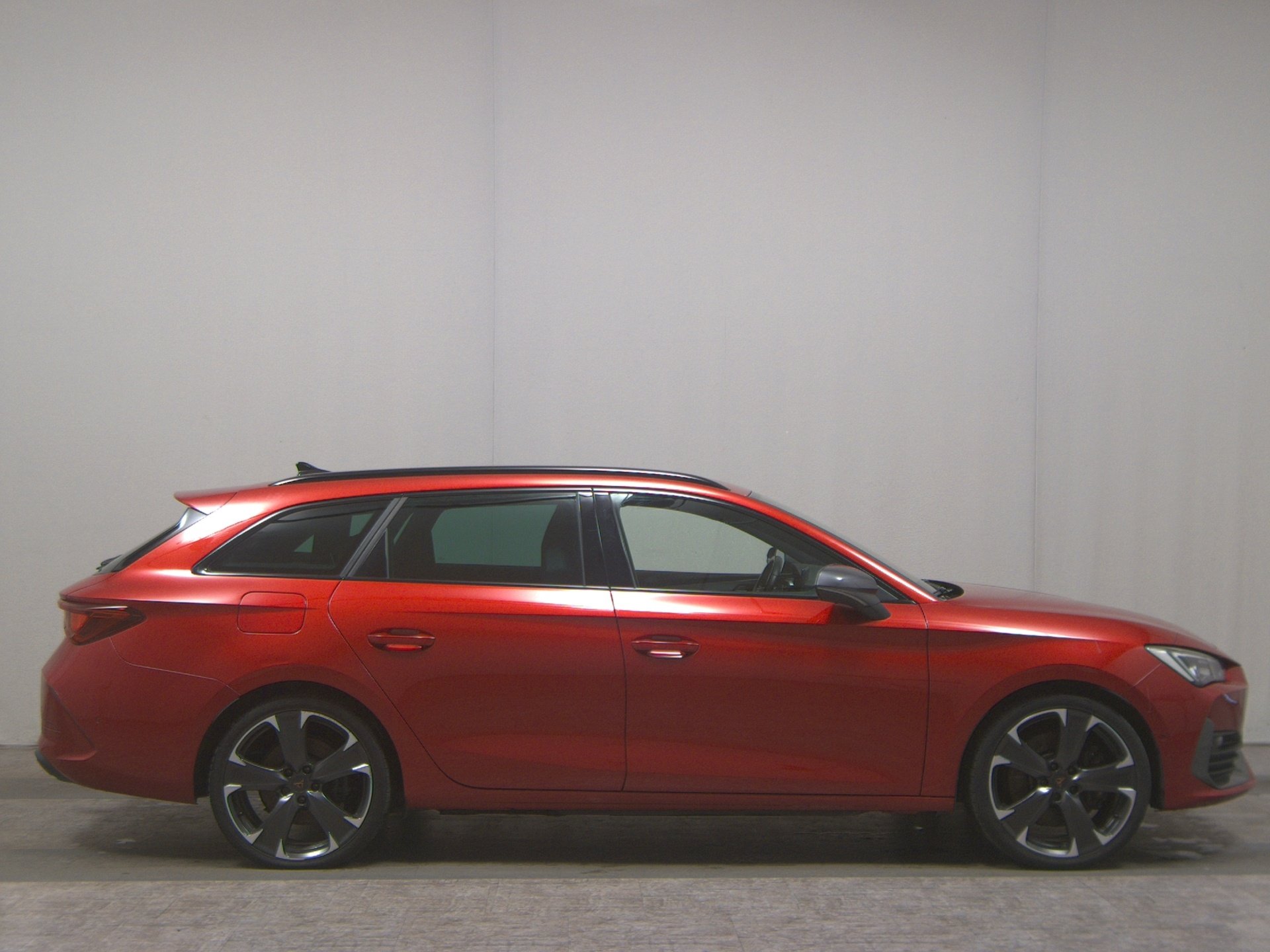 Cupra Leon Sportstourer 1.4 e-Hybrid T-Leder Navi LED