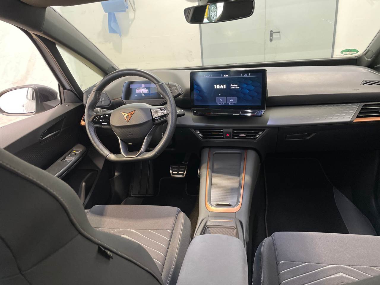 Cupra Born PDC LED SPURHALTE KEYLESS DC 5
