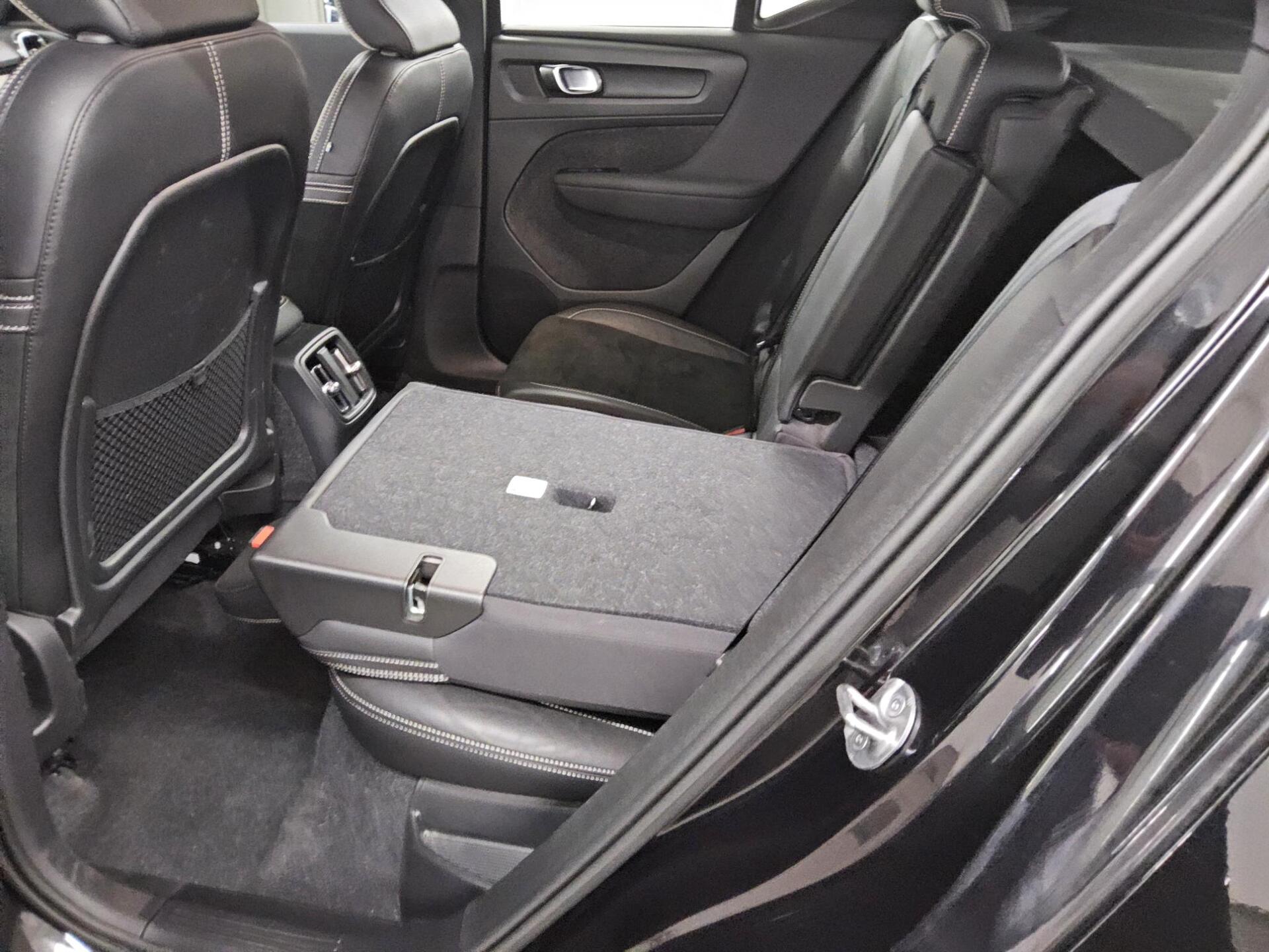 Volvo XC40 T4 Recharge R-Design Navi LED T-Leder RFK Sound 13