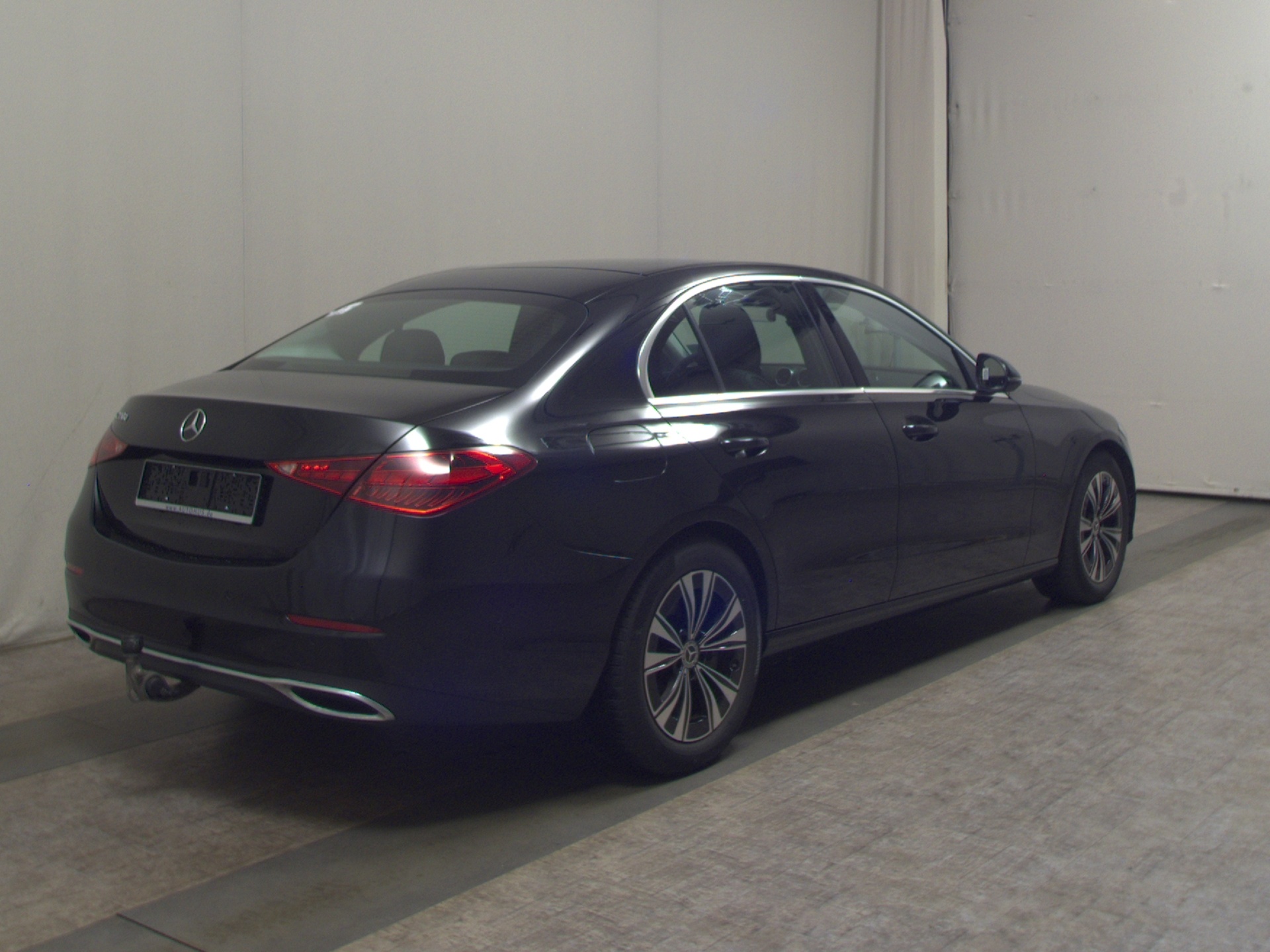 Mercedes-Benz C 220 d Avantgarde T-Leder Navi LED AHK MBUX 4