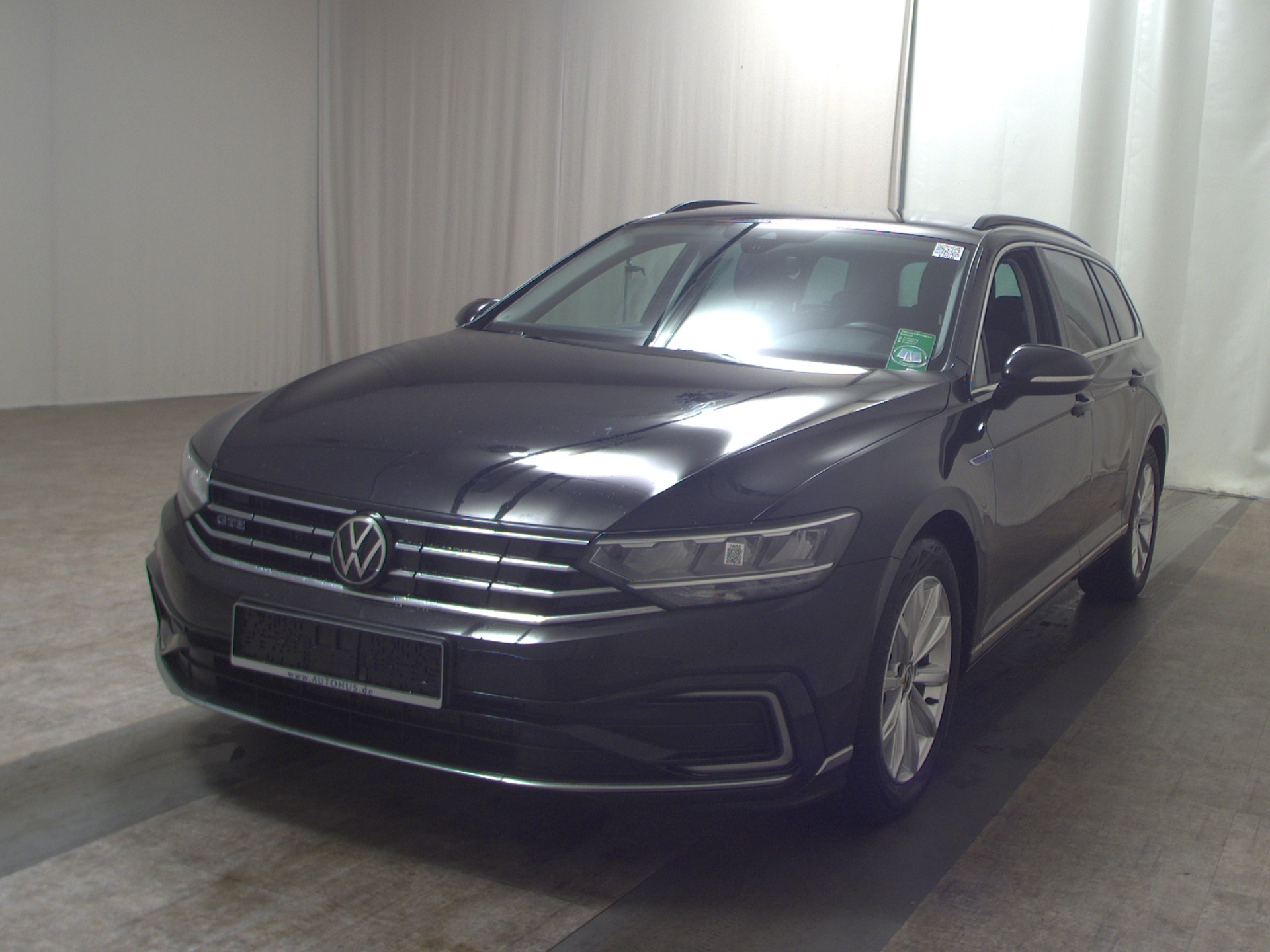 Volkswagen Passat Var. 1.4 Navi LED RFK 2