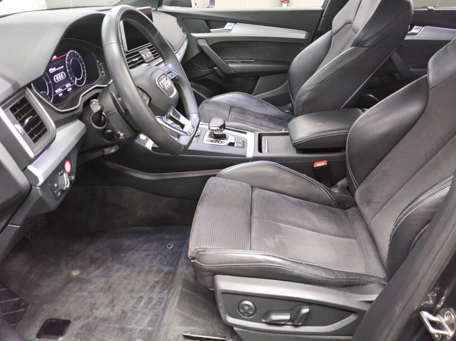 Audi Q5 55 TFSI e Qu. S-Line Navi Matrix vc AHK RFK 9
