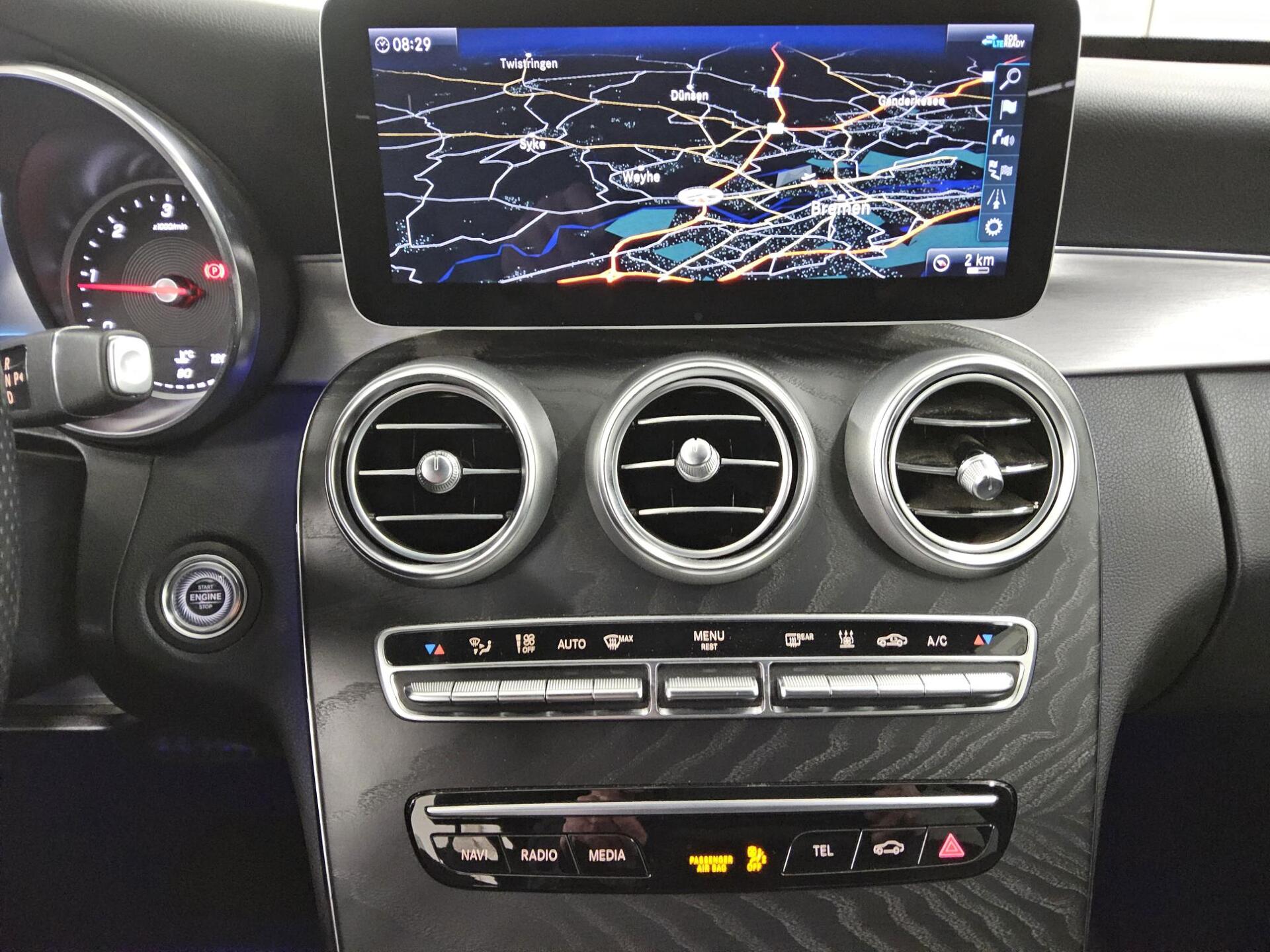 Mercedes-Benz C 220 T d AMG-Line Leder Navi MB-LED Sound AHK 7