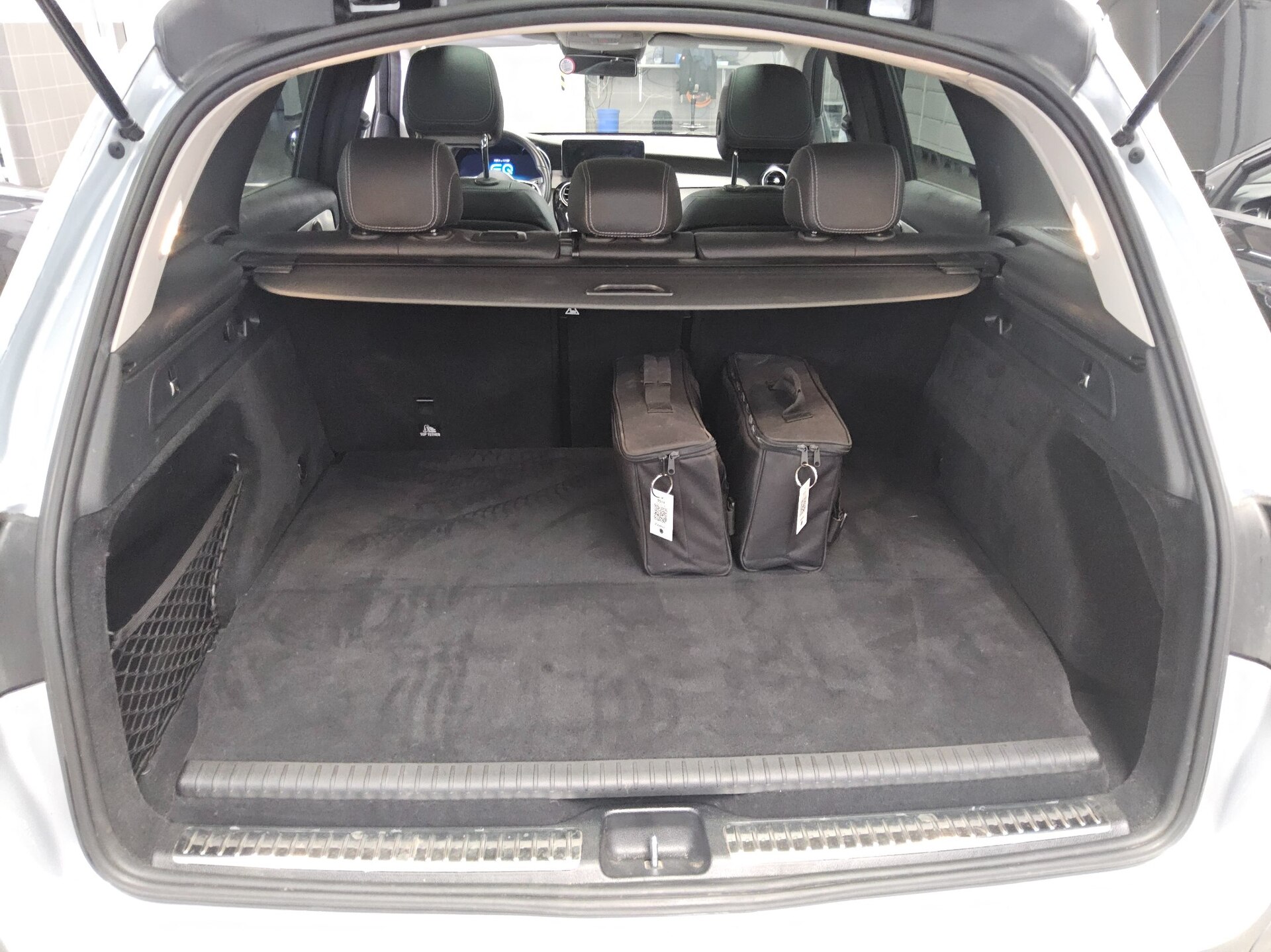 Mercedes-Benz GLC 300 e 4M Navi LED Pano AHK Kamera 12