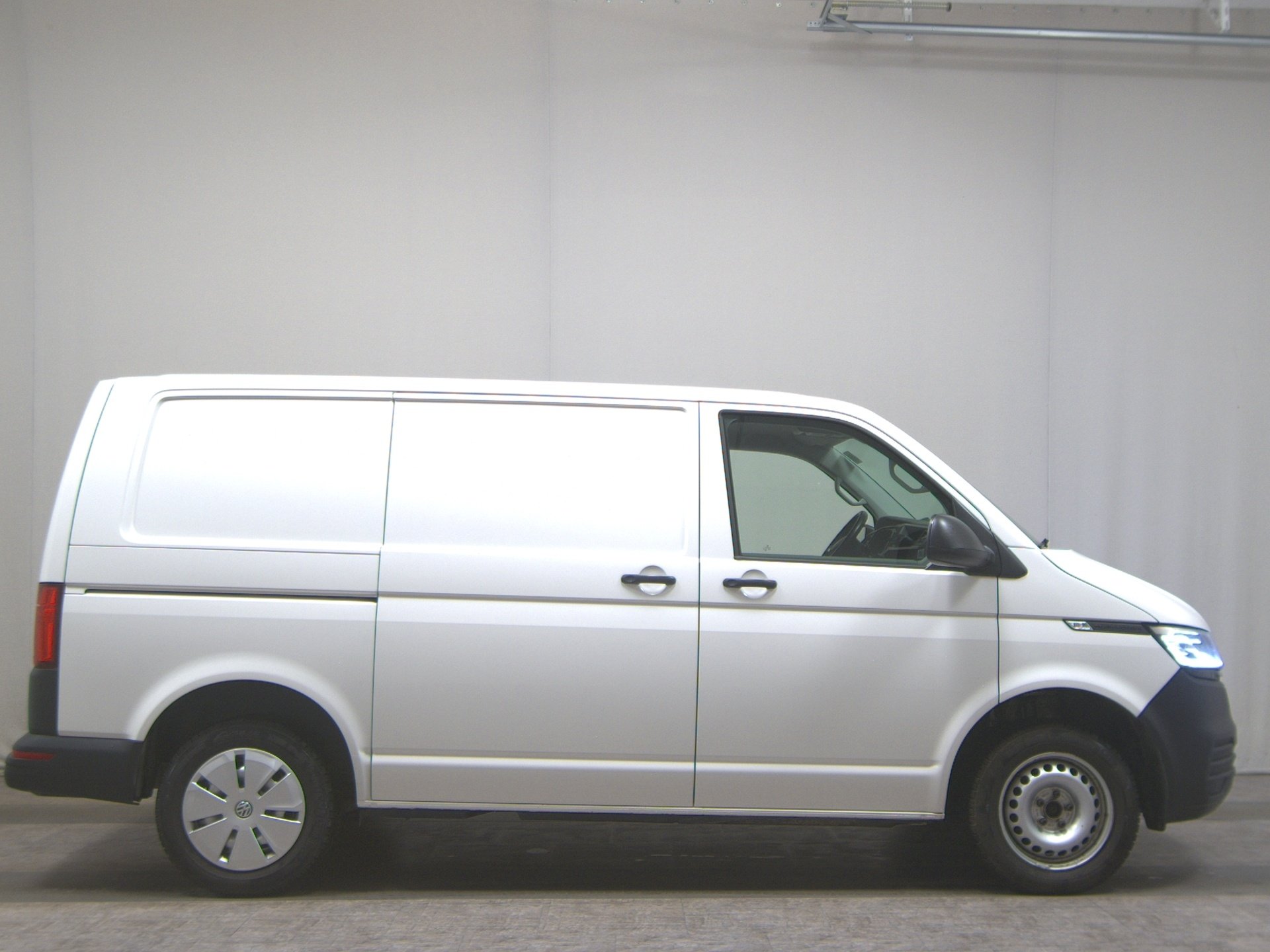 Volkswagen T6.1 2.0 TDI Kasten Navi LED Klima SHZ PDC