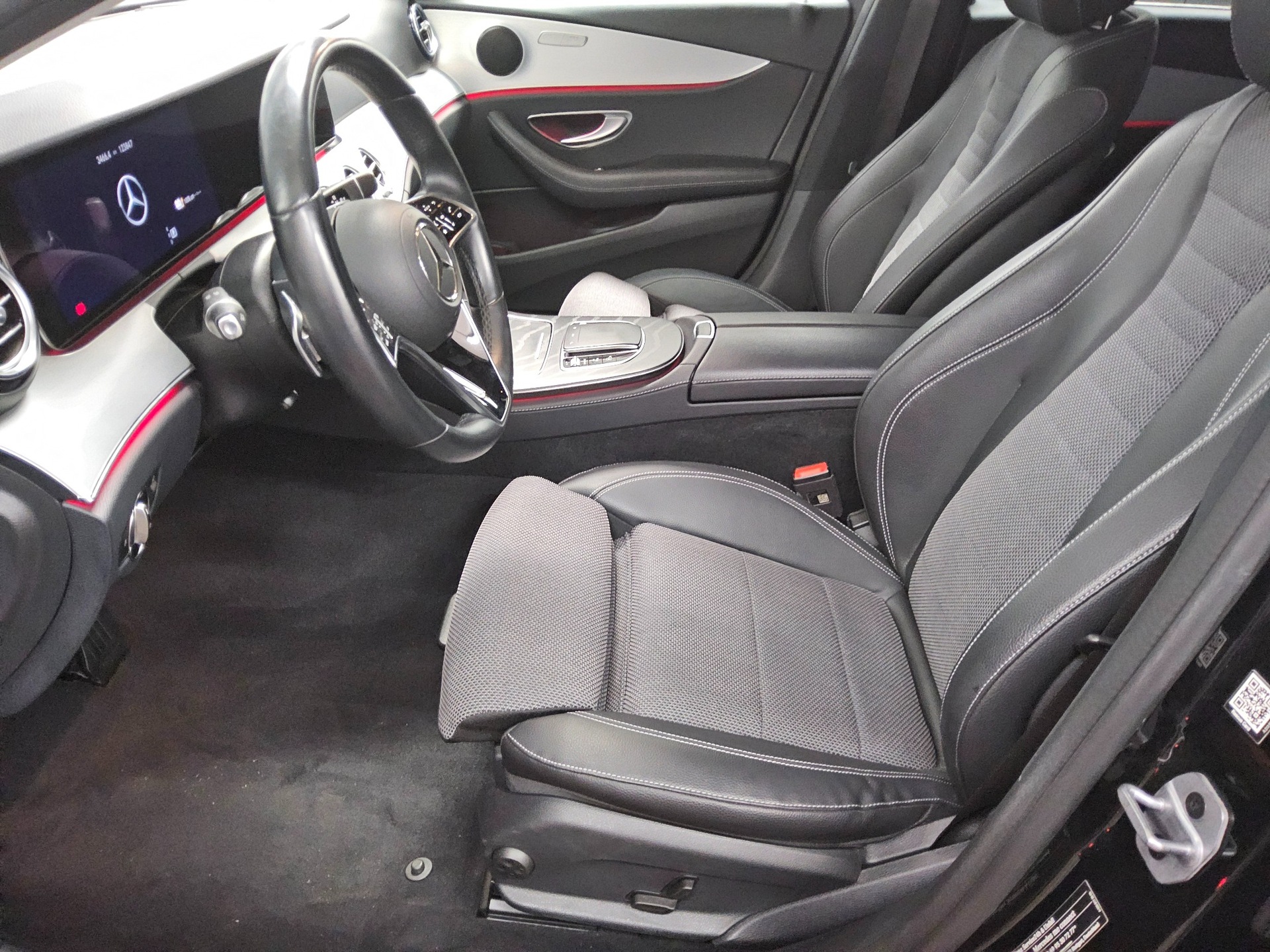 Mercedes-Benz E 300 T de Avantgarde T-Leder Navi LED Wide RfK 9