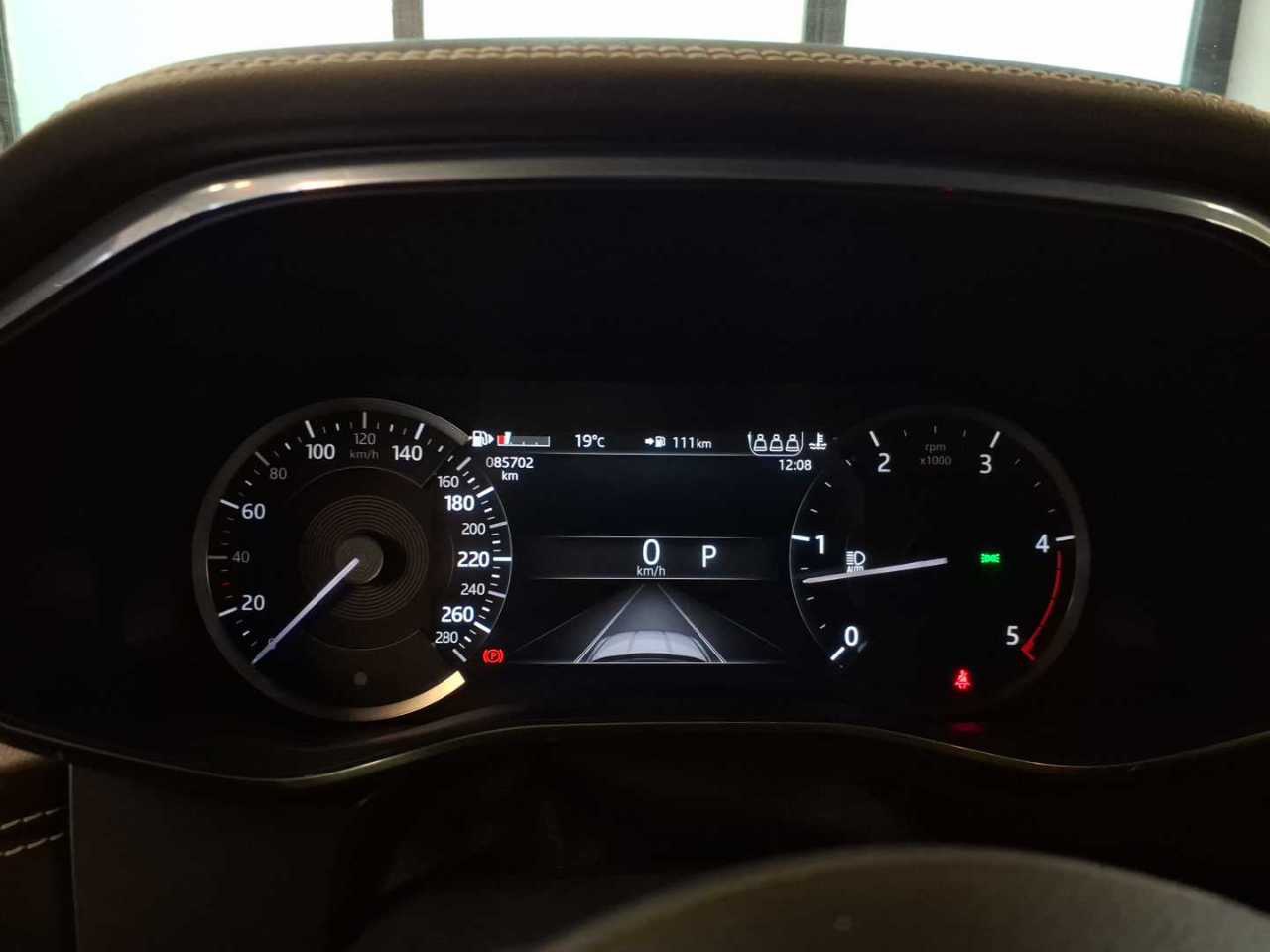 Jaguar F-Pace R-Dynamic LEDER NAVI KLIMAAUT LED SPORTSITZE 9