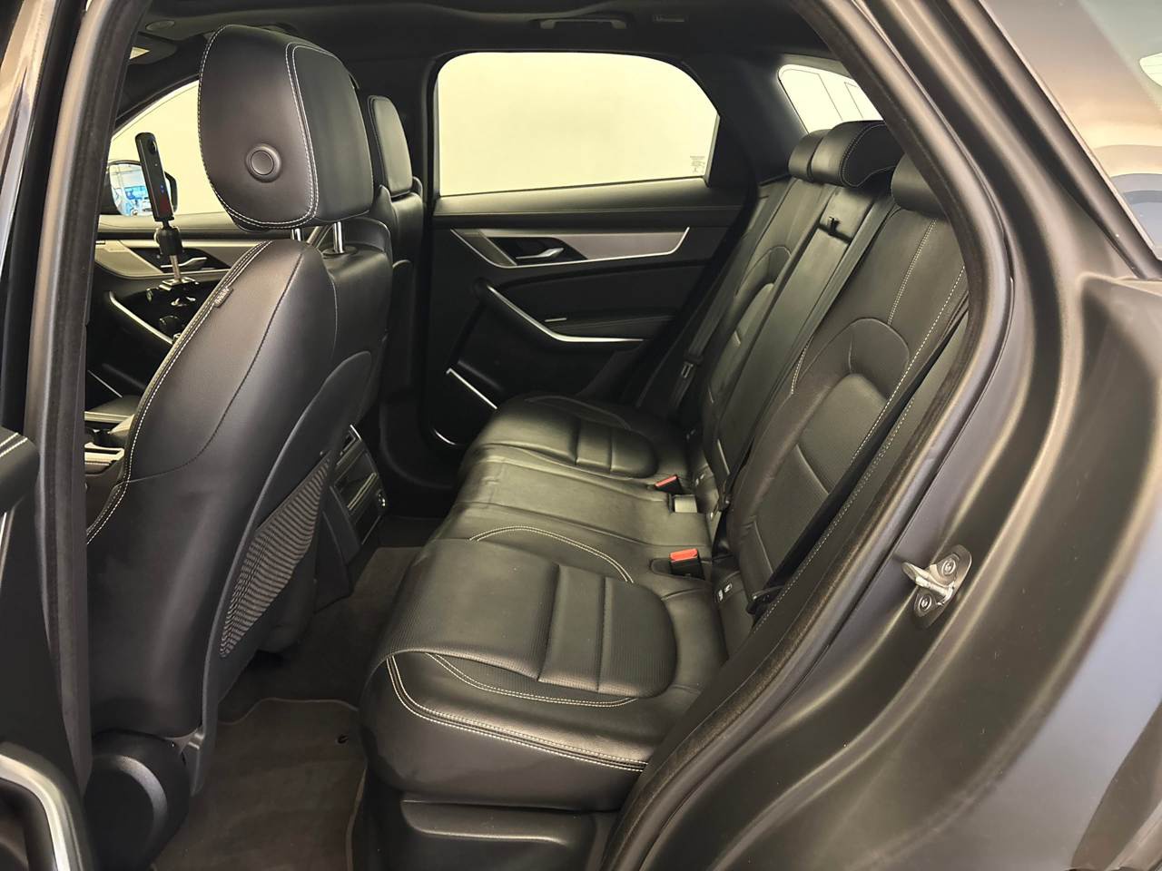 Jaguar F-Pace R-Dynamic LEDER NAVI KLIMAAUT LED SPORTSITZE 8