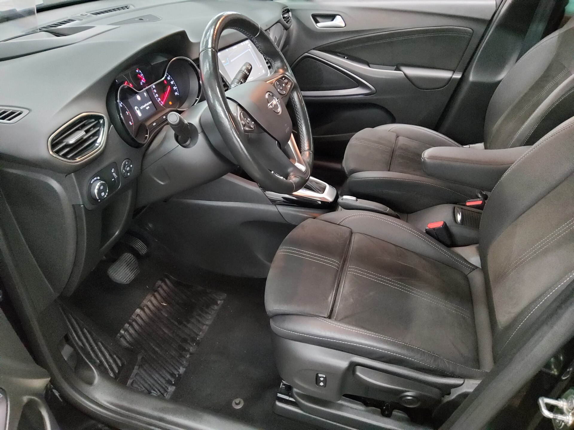 Opel Crossland 1.5 D Ultimate Navi LED Shz HuD RFK 8