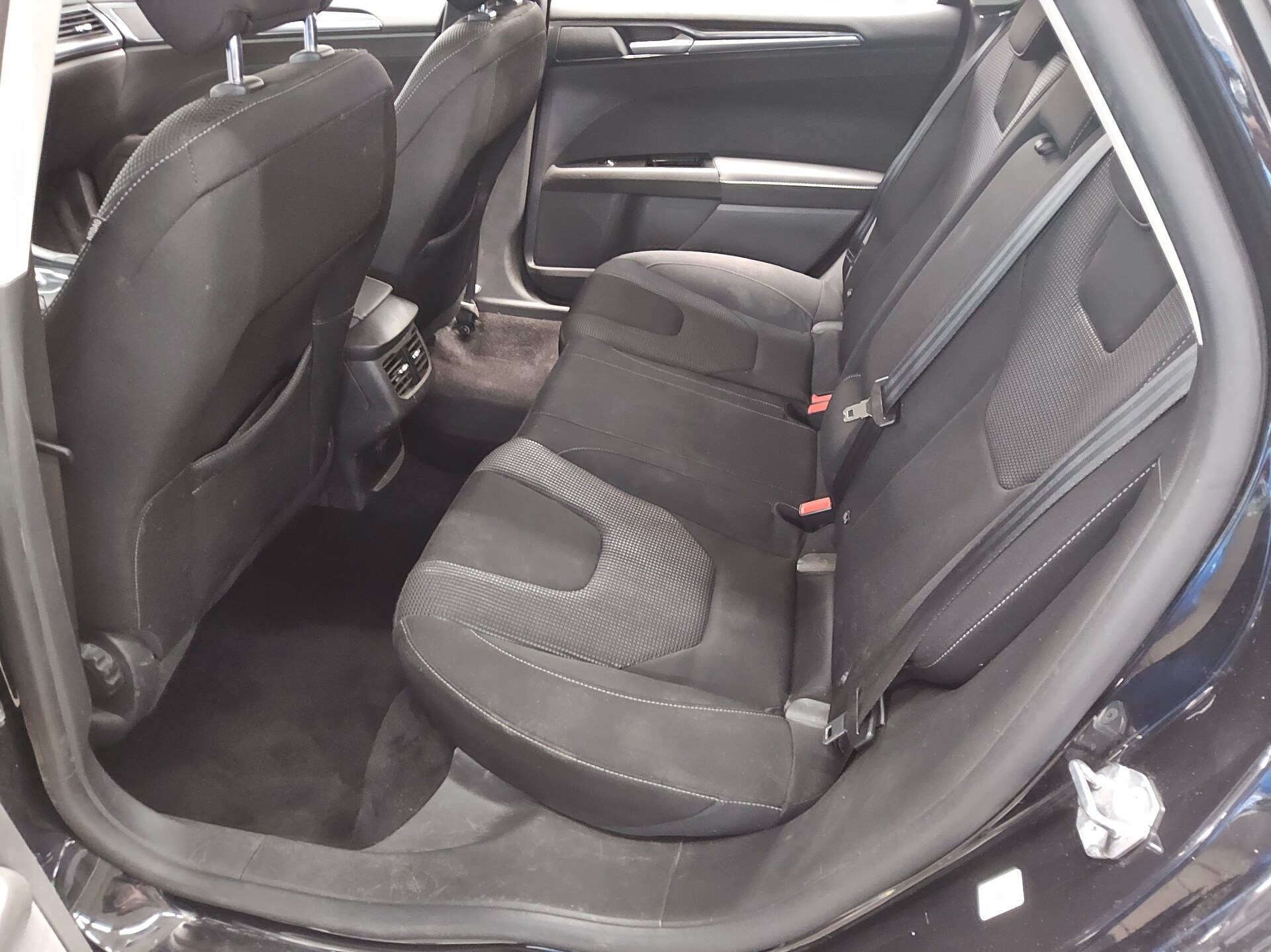 Ford Mondeo 2.0 EB Titanium -Getriebeschaden- 12