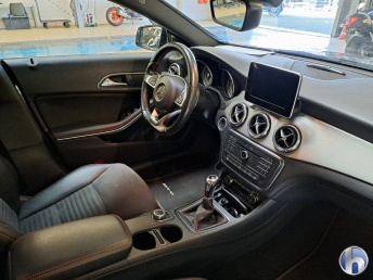 Mercedes-Benz CLA 180 CDI AMG-Line AMG-LINE NAVI SPORTSITZE KLIMAAUT TEMPO 5