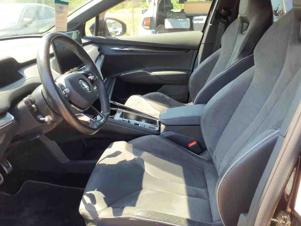 Skoda Enyaq SportLine T-LEDER NAVI KLIMAAUT LED SHZ 2