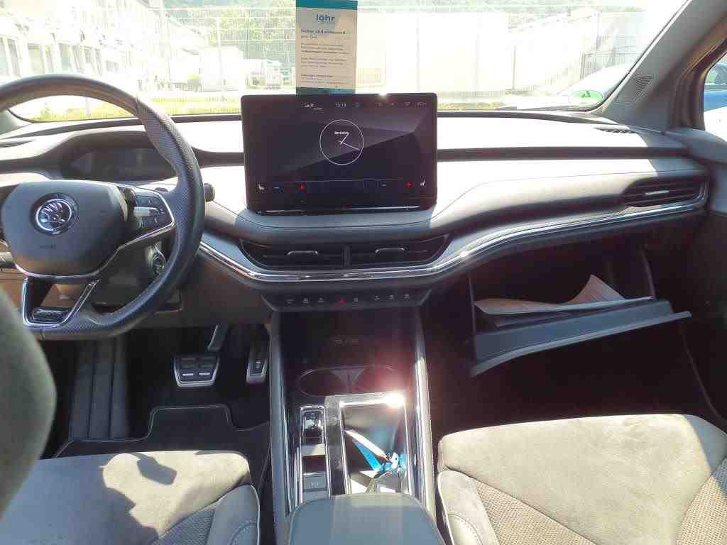 Skoda Enyaq SportLine T-LEDER NAVI KLIMAAUT LED SHZ 3