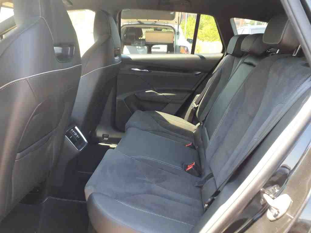 Skoda Enyaq SportLine T-LEDER NAVI KLIMAAUT LED SHZ 4