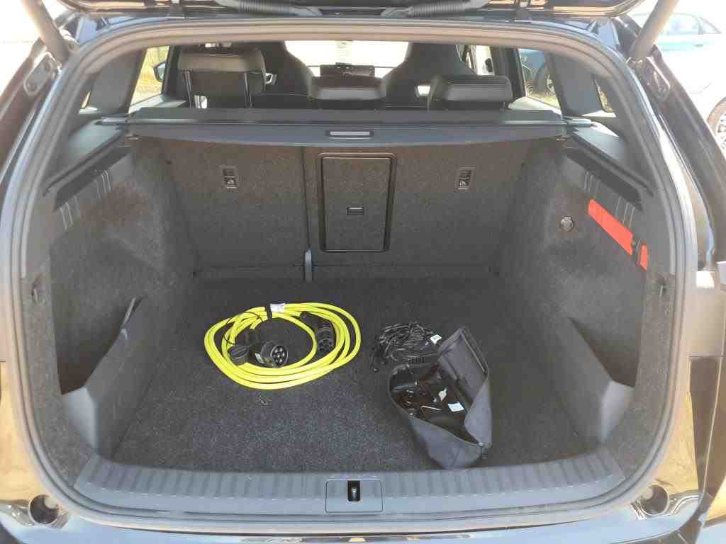 Skoda Enyaq SportLine T-LEDER NAVI KLIMAAUT LED SHZ 9