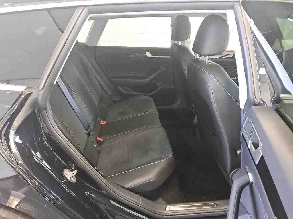 Volkswagen Arteon SB 2.0 TDI Elegance Navi IQ.Light DC-Pro AHK RFK 9