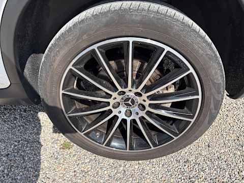 Mercedes-Benz GLC 300 de 4M Navi LED Burmester Pano HuD 12