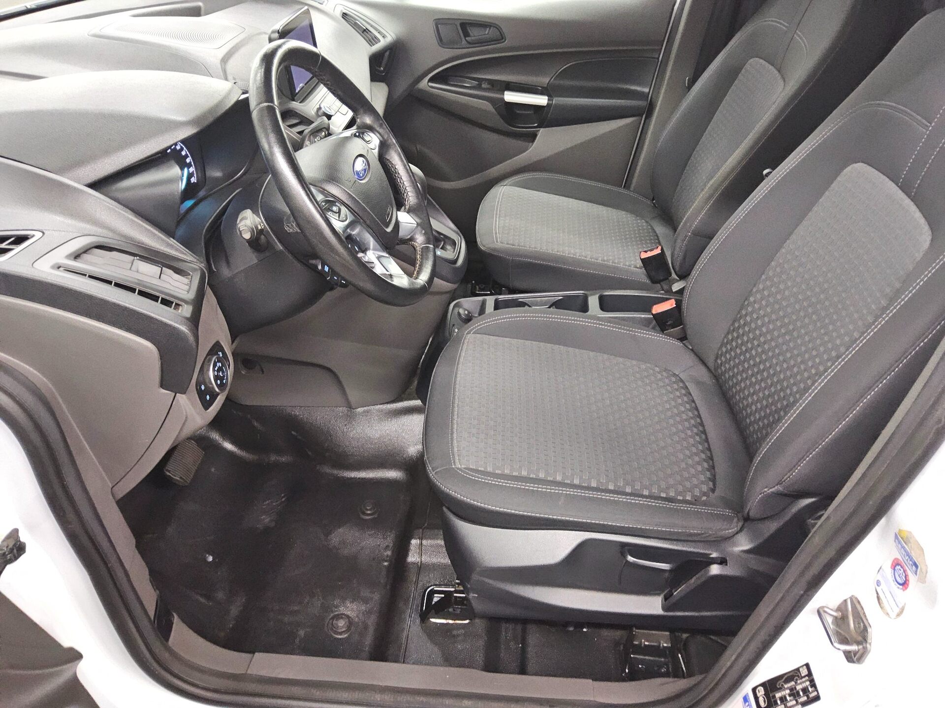 Ford Transit Connect Trend Navi RFK SHZ KLA Lane 8