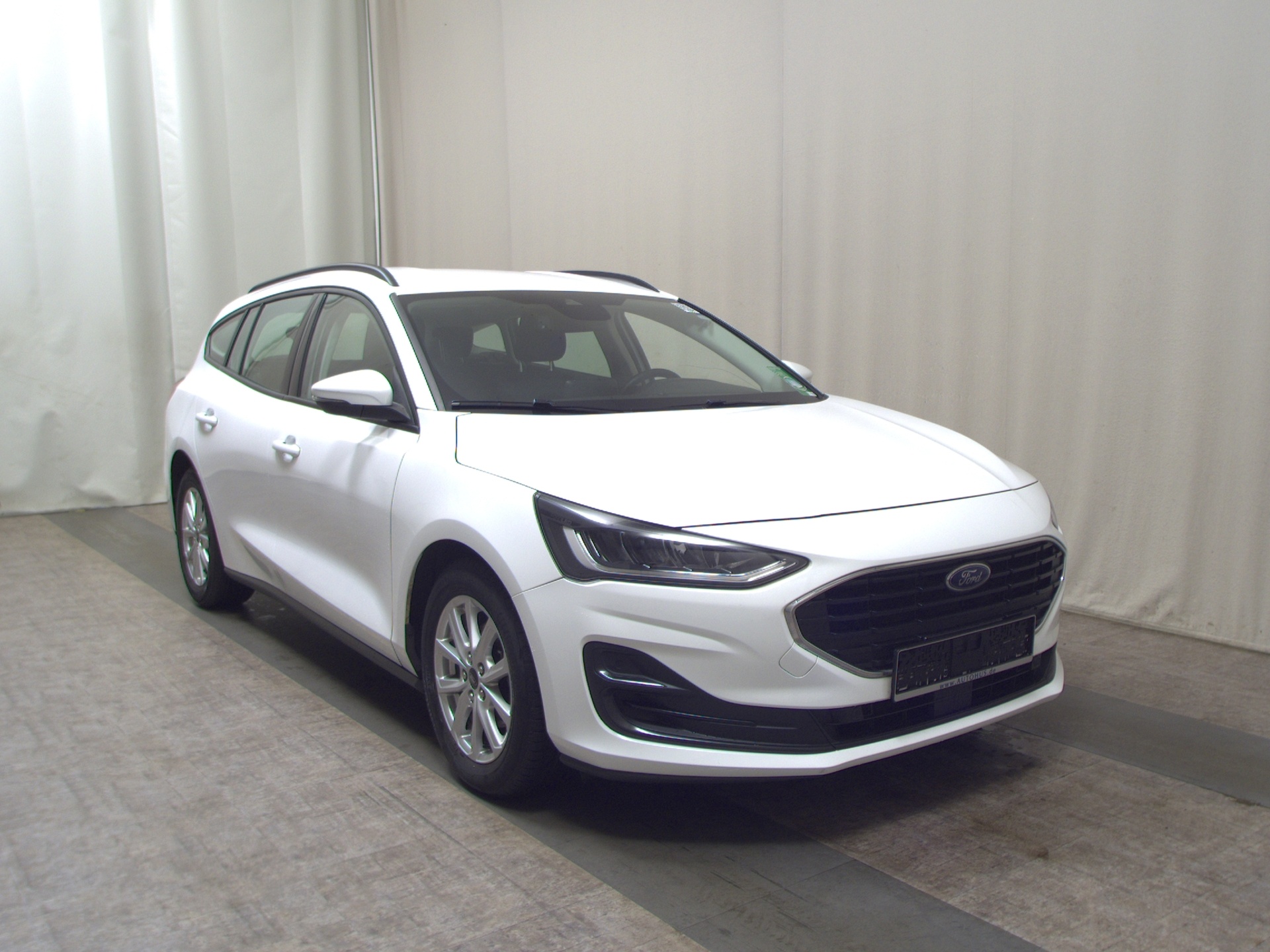 Ford Focus Turnier 1.5 EB Cool&Connect Navi LED PDC SHZ 3