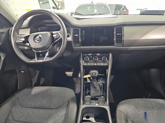 Skoda Kodiaq 2.0 TDI Clever Navi LED vc Shz Sthzg.RFK 5
