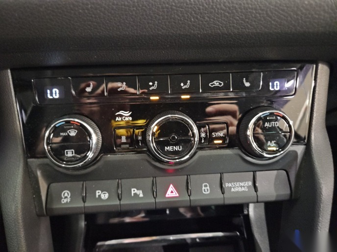Skoda Kodiaq 2.0 TDI Clever Navi LED vc Shz Sthzg.RFK 9
