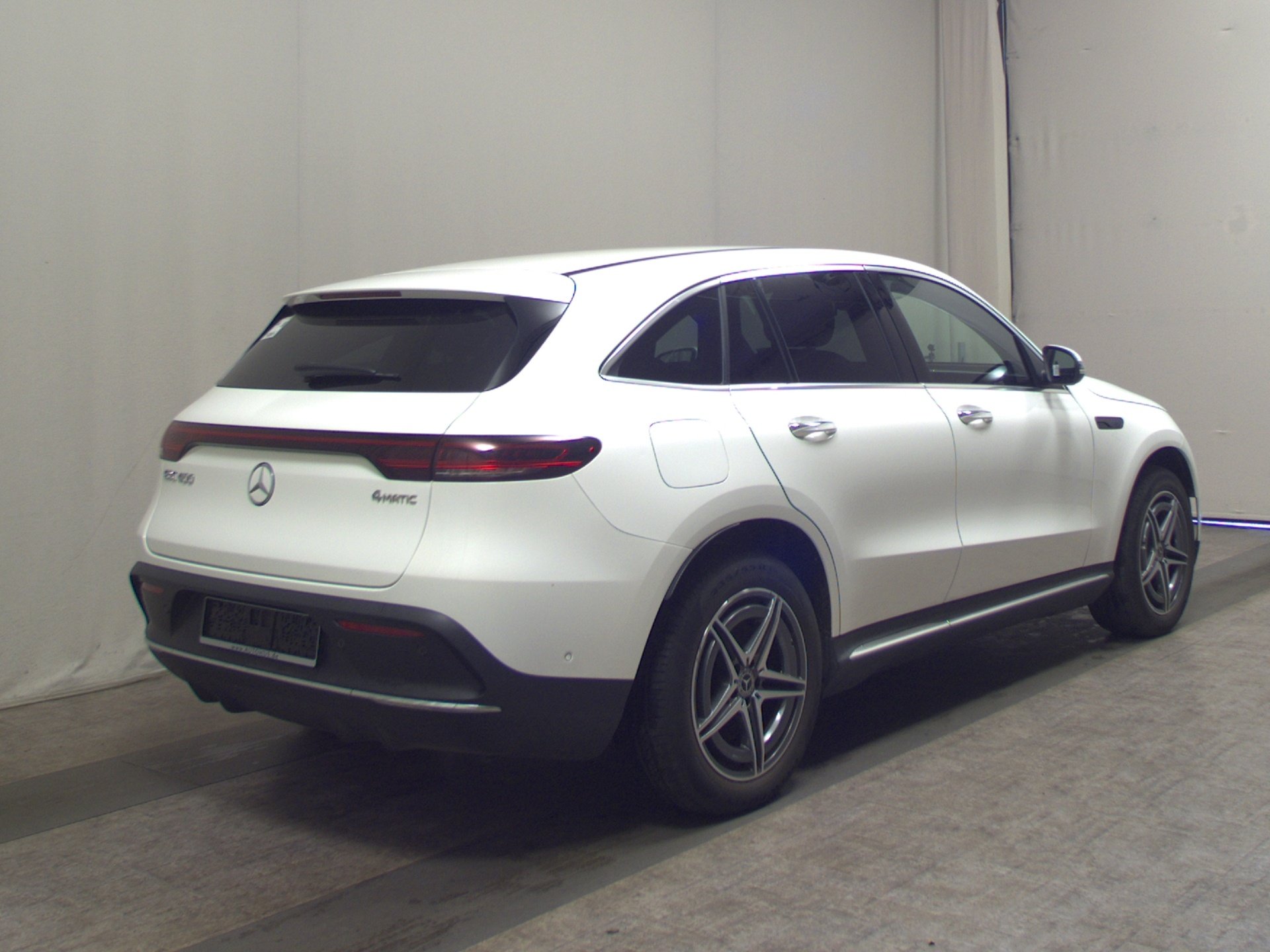 Mercedes-Benz EQC 400 4M AMG-Line T-Leder Nav MB-LED MBUX HuD 4