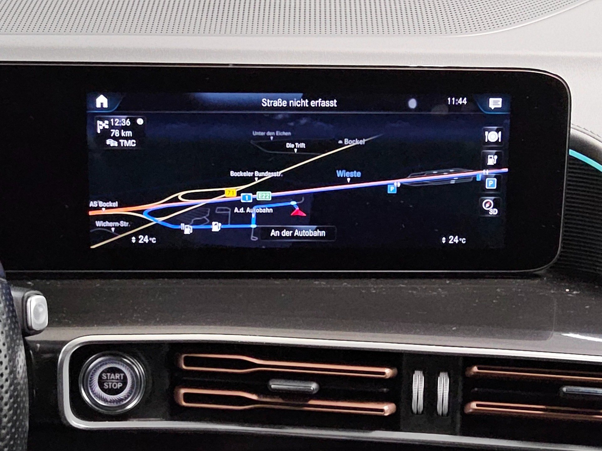 Mercedes-Benz EQC 400 4M AMG-Line T-Leder Nav MB-LED MBUX HuD 7