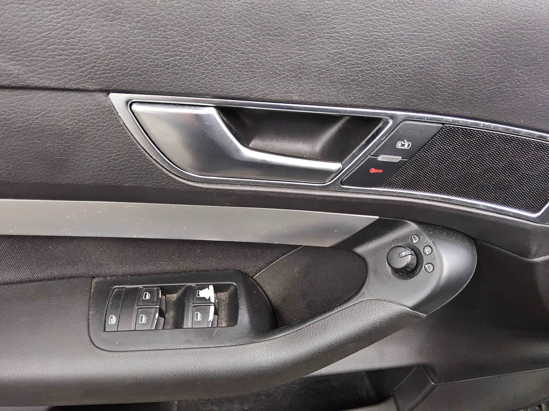 Audi A6 Avant 3.2 Quattro Navi GSD PDC 9