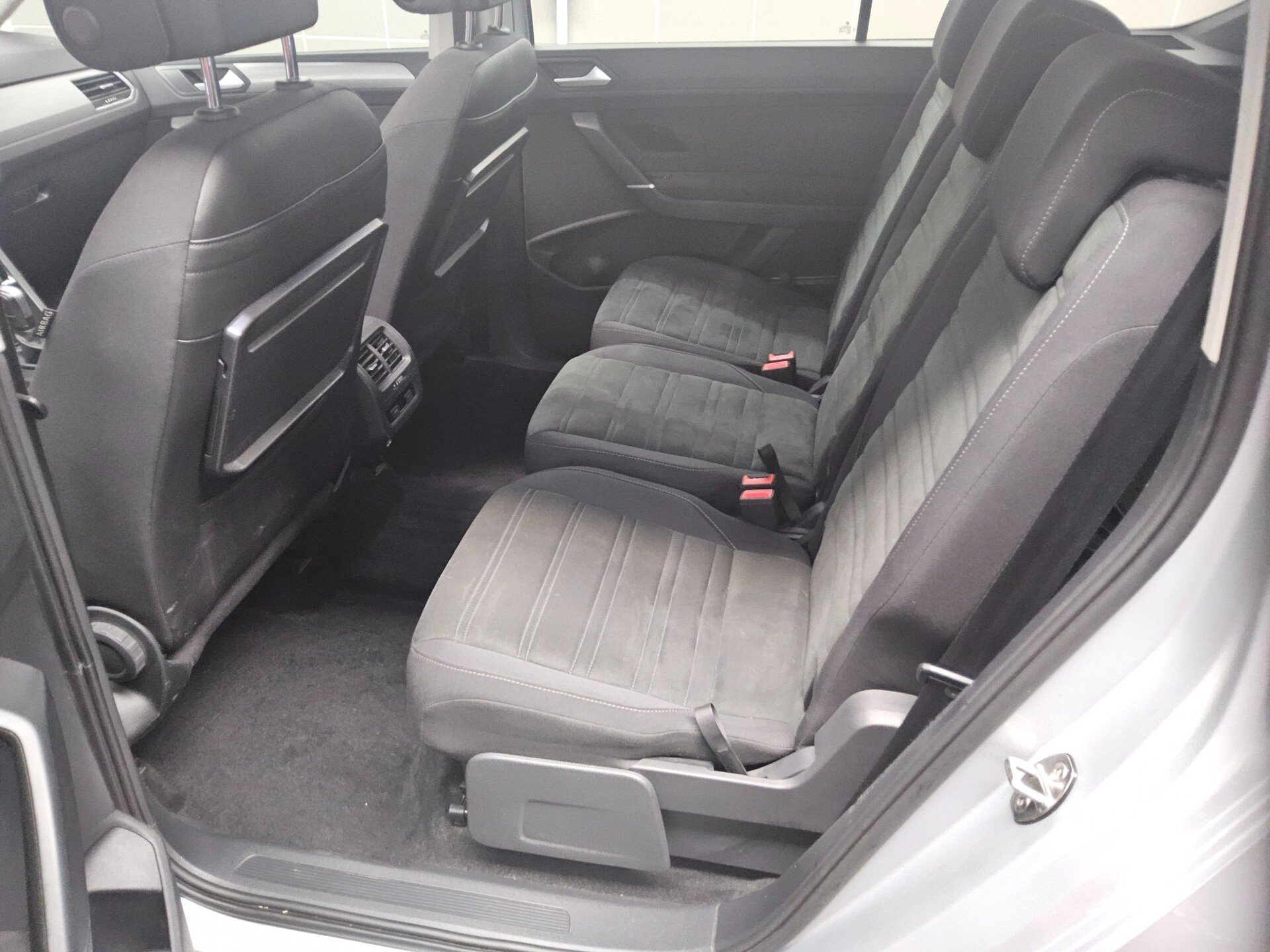 Volkswagen Touran 2.0 TDI Comf. Navi Panorama AHK Sthzg 13