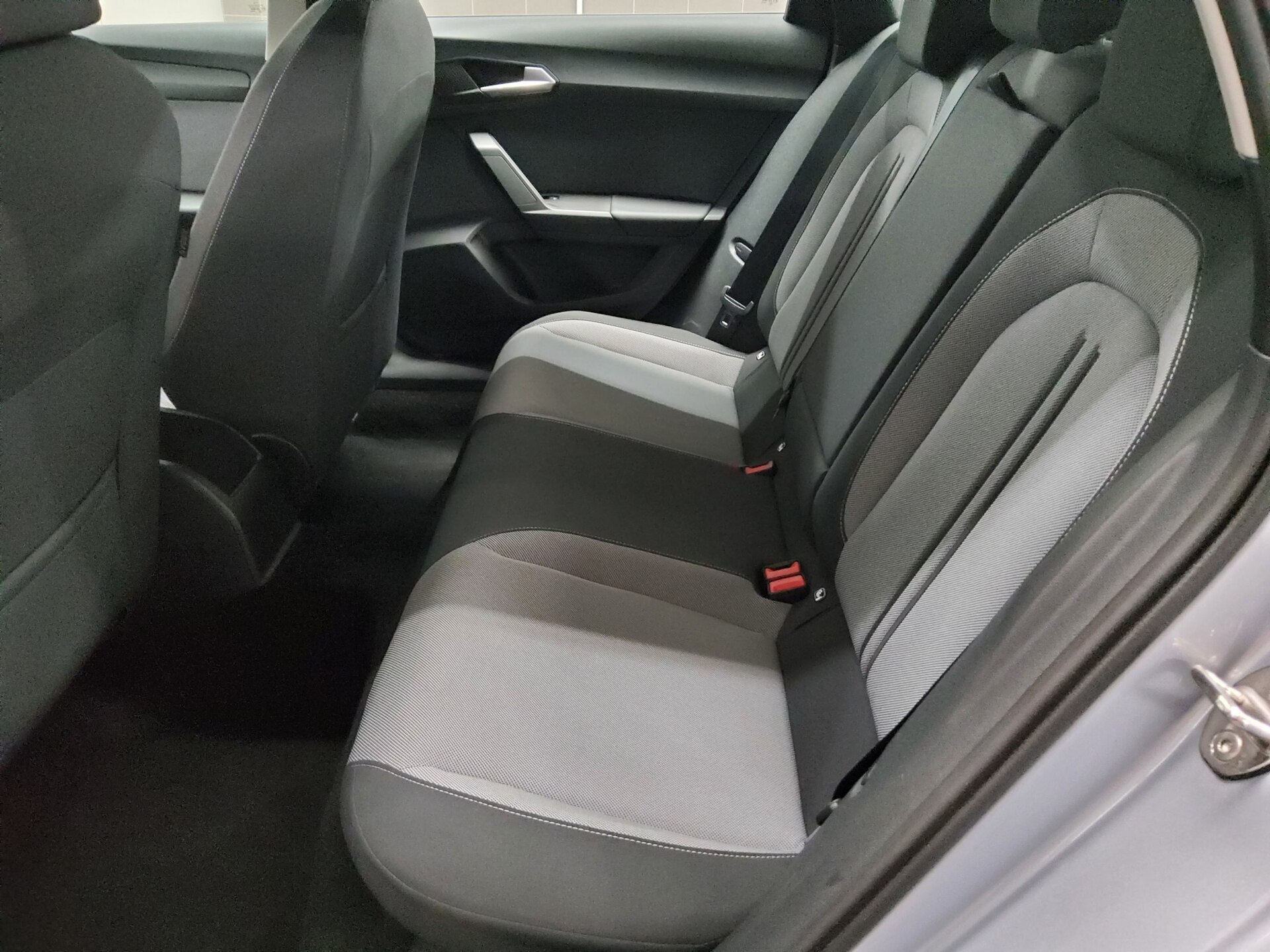 Seat Leon Sportstourer 2.0 TDI Style Navi LED RFK 13