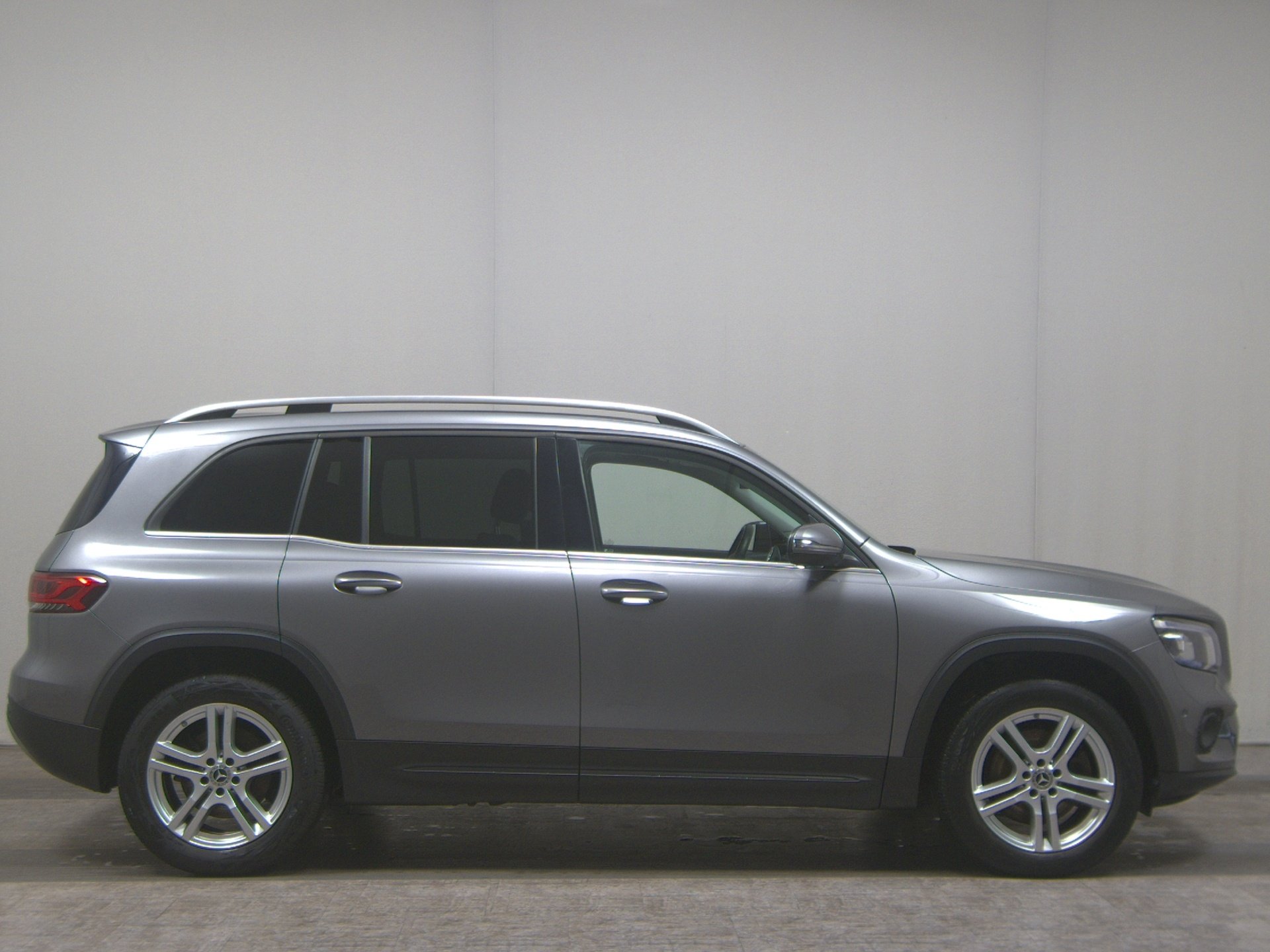 Mercedes-Benz GLB 180 d Style 7-Sitze Navi LED MBUX+ Pano