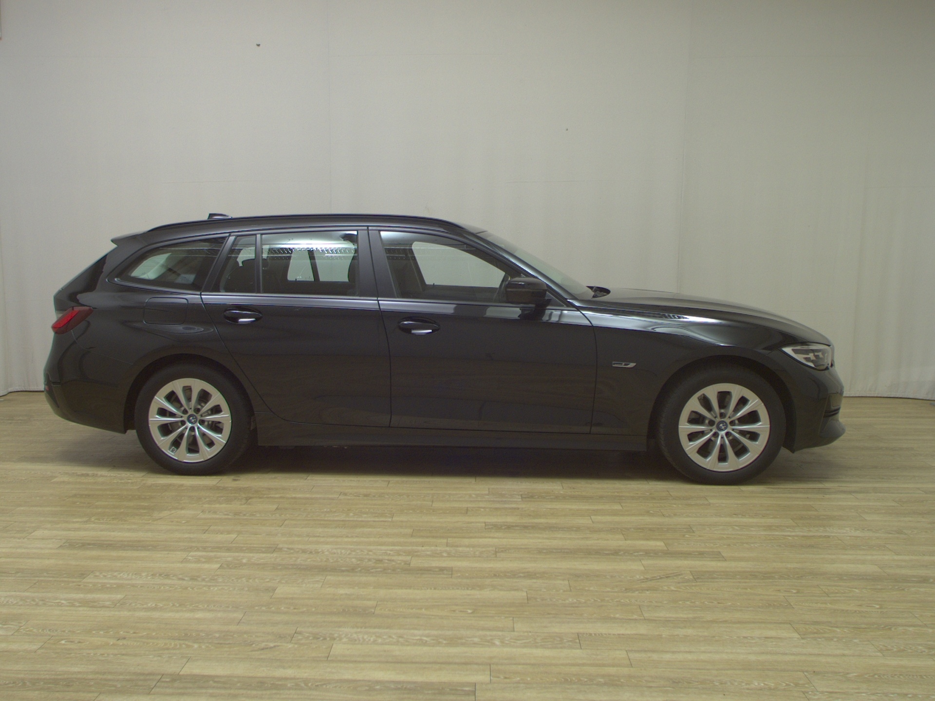 BMW 320 Touring Navi LED LC-Pro ACC PDC
