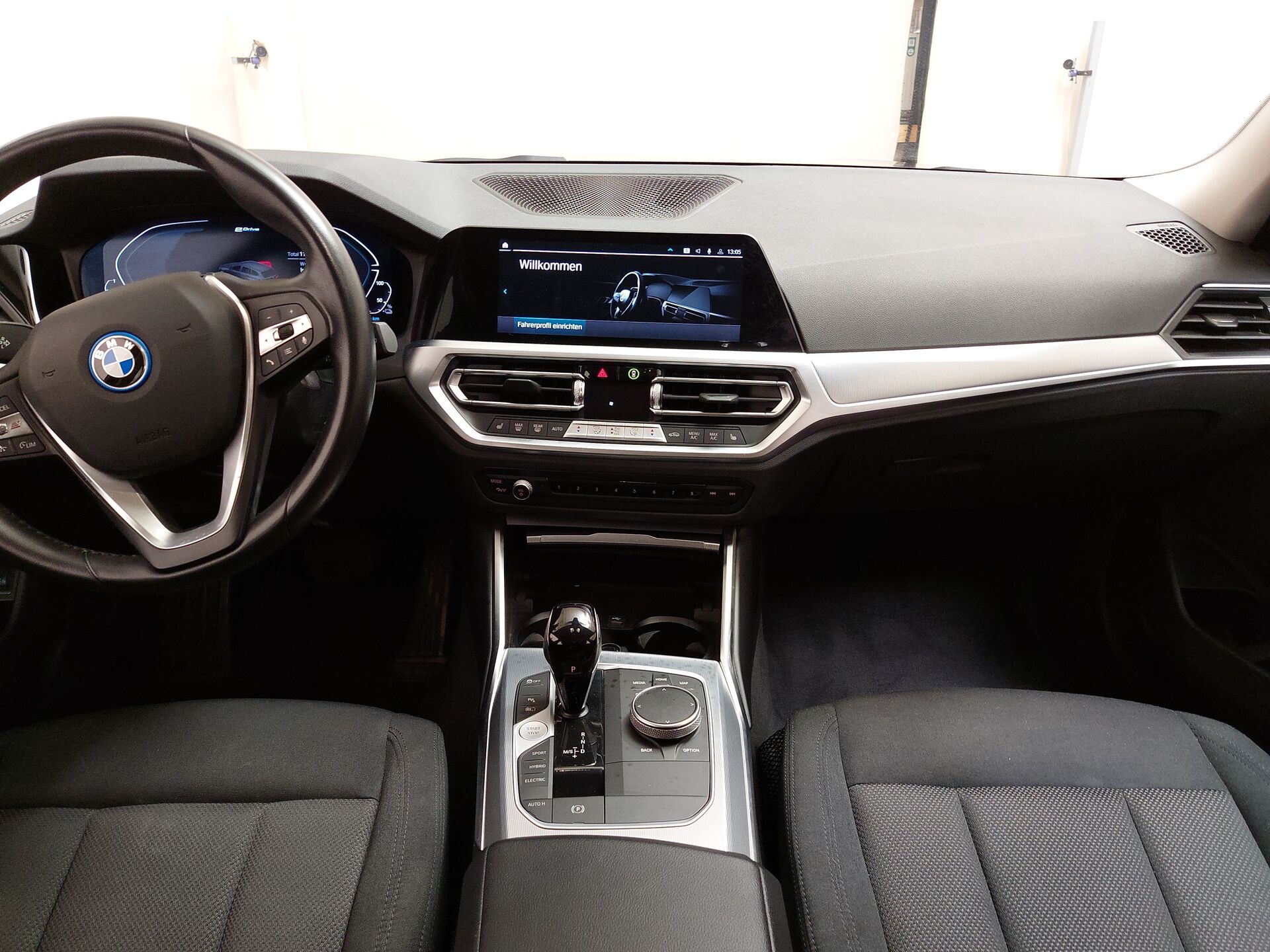 BMW 320 Touring Navi LED LC-Pro ACC PDC 16