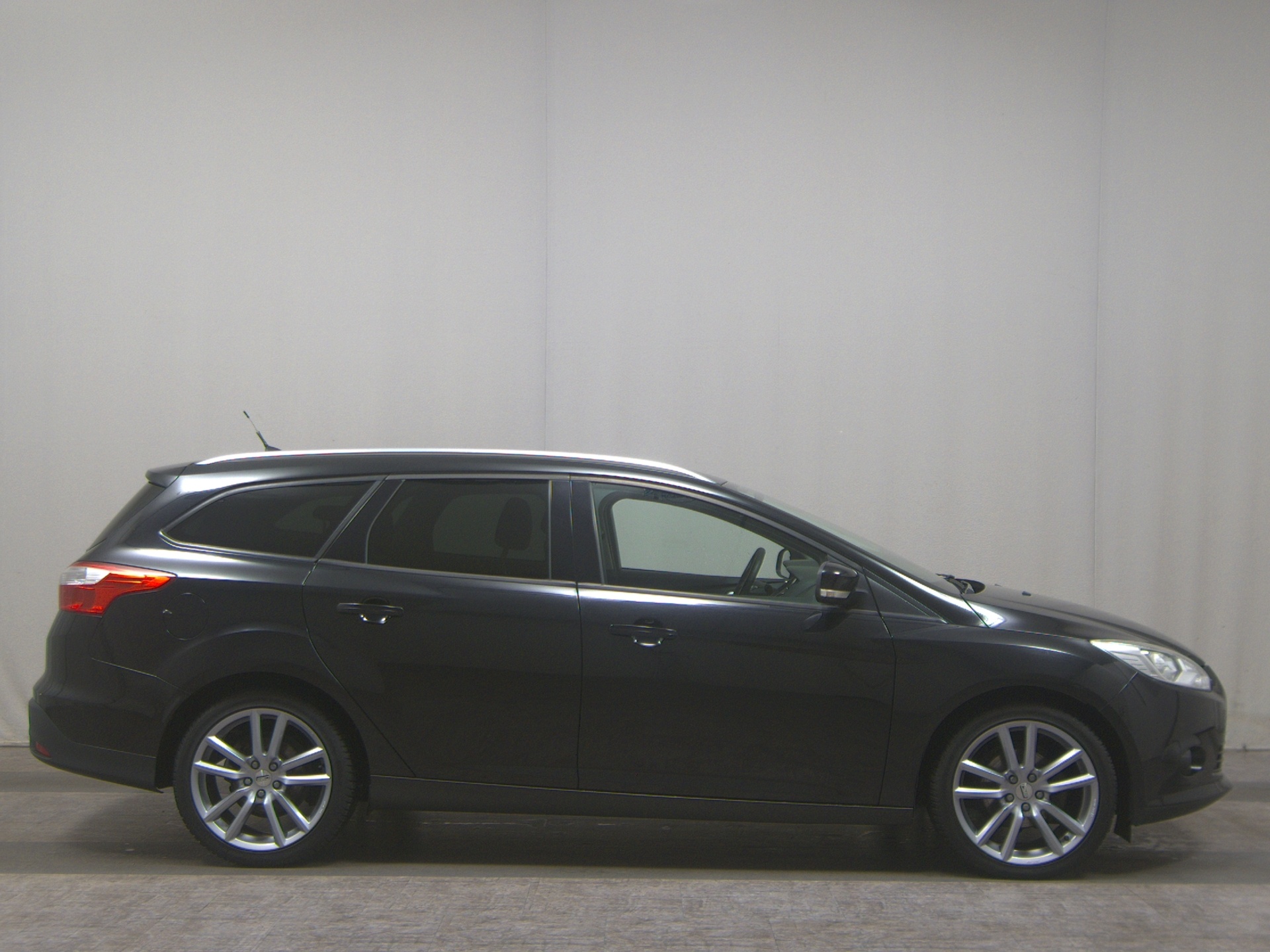 Ford Focus Turnier 1.6 TI-VCT Trend Navi Shz BT Klima