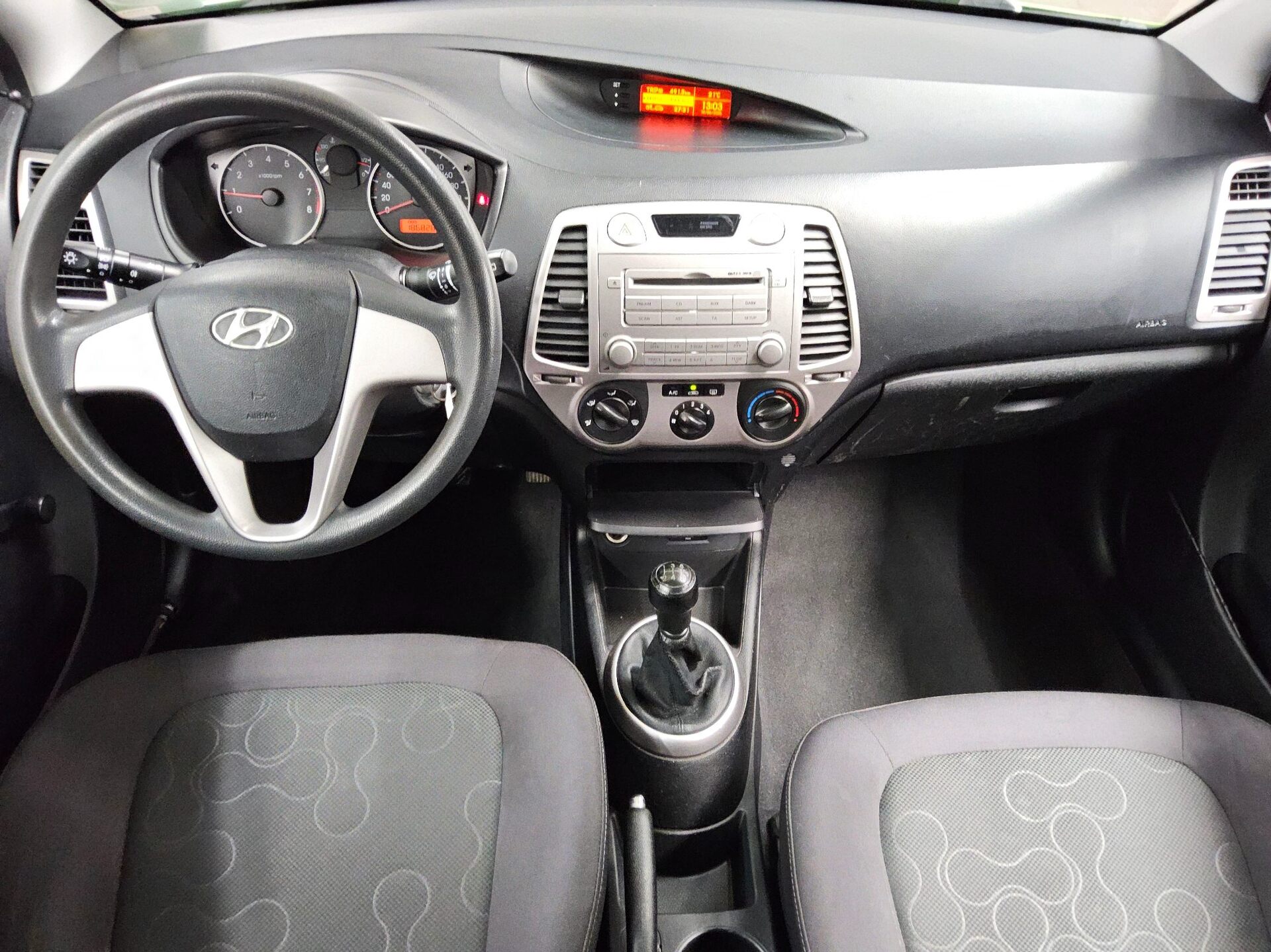 Hyundai i20 1.2 Classic Klima CD HU 07/27 5
