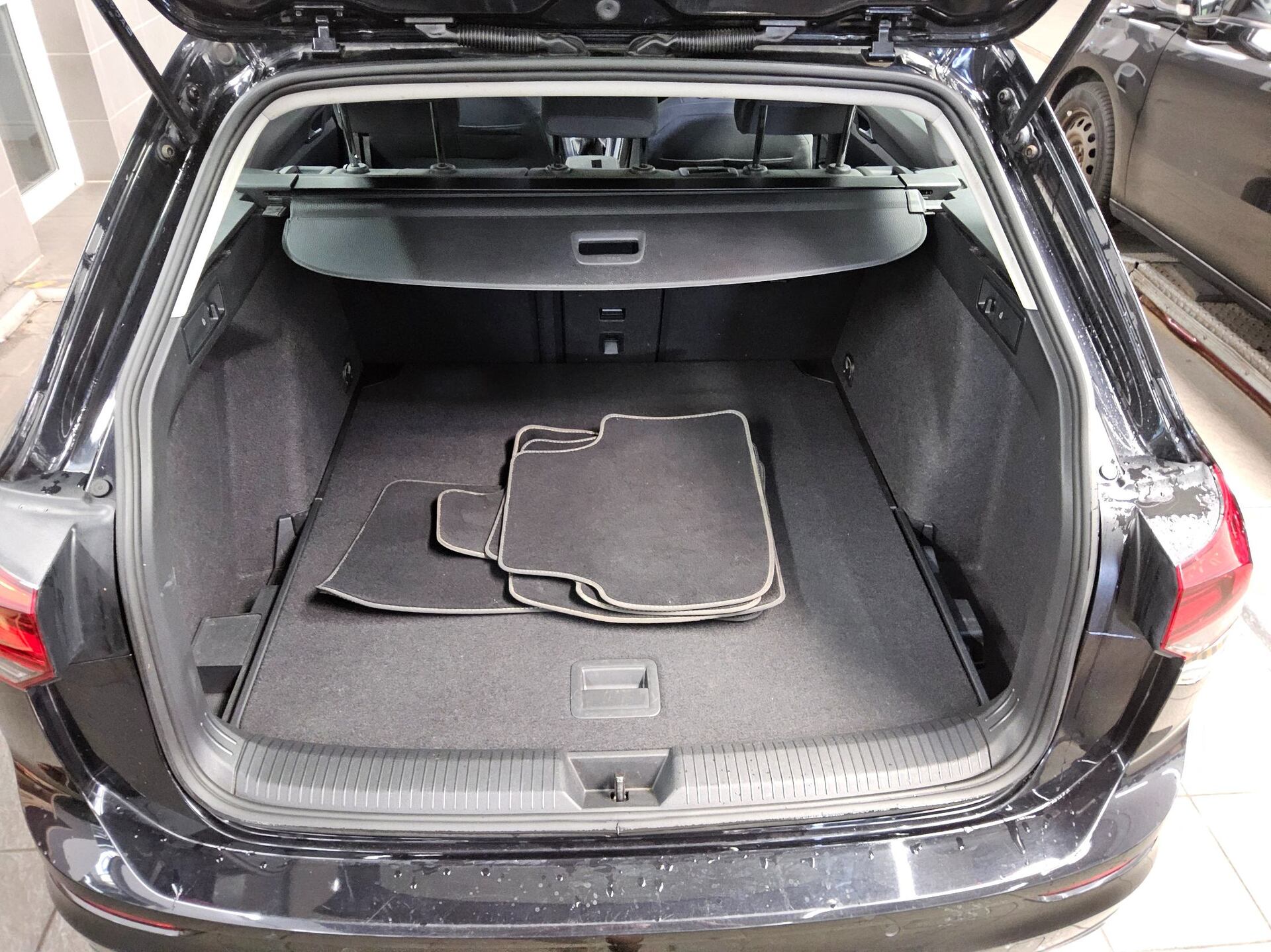 Seat Tarraco 2.0 TDI Xcellence Navi LED Virtual AHK RFK ACC 12
