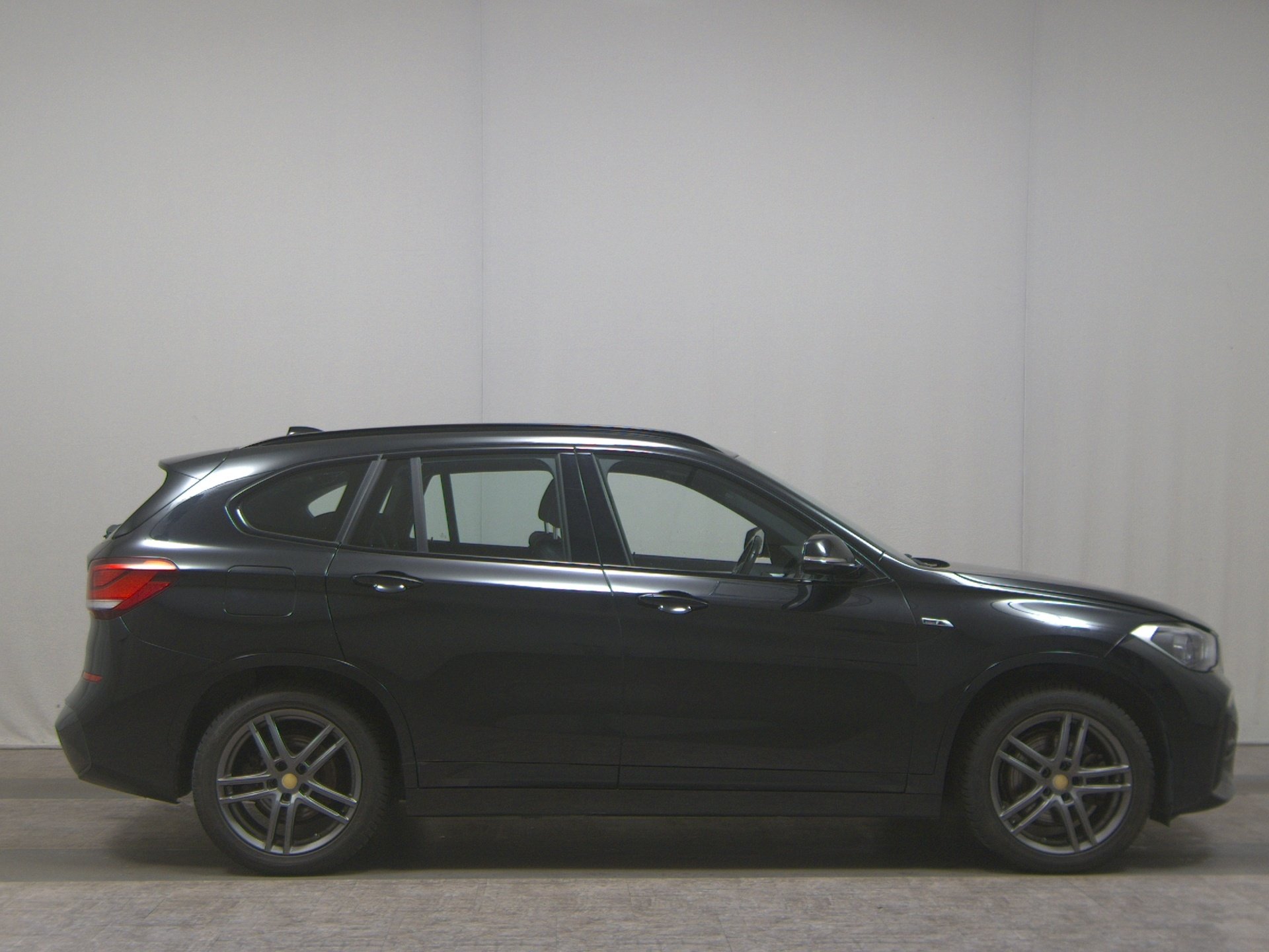 BMW X1 xDrive25e M-Sport T-Leder Navi LED AHK