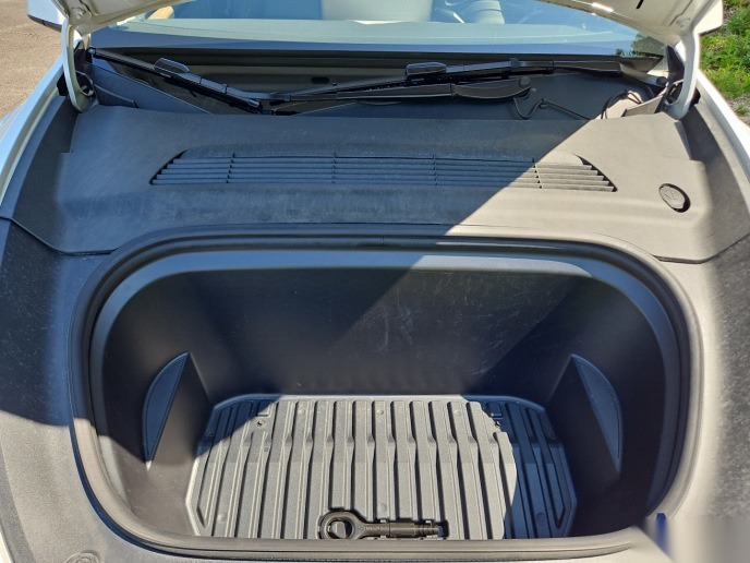 Tesla Model Y LEDER NAVI LED PANO SHZ 11