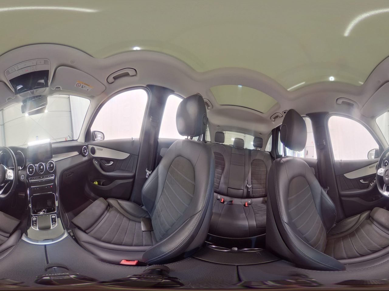 Mercedes-Benz GLC 200 d AMG-Line NAVI LED PANO Sound RFK 8