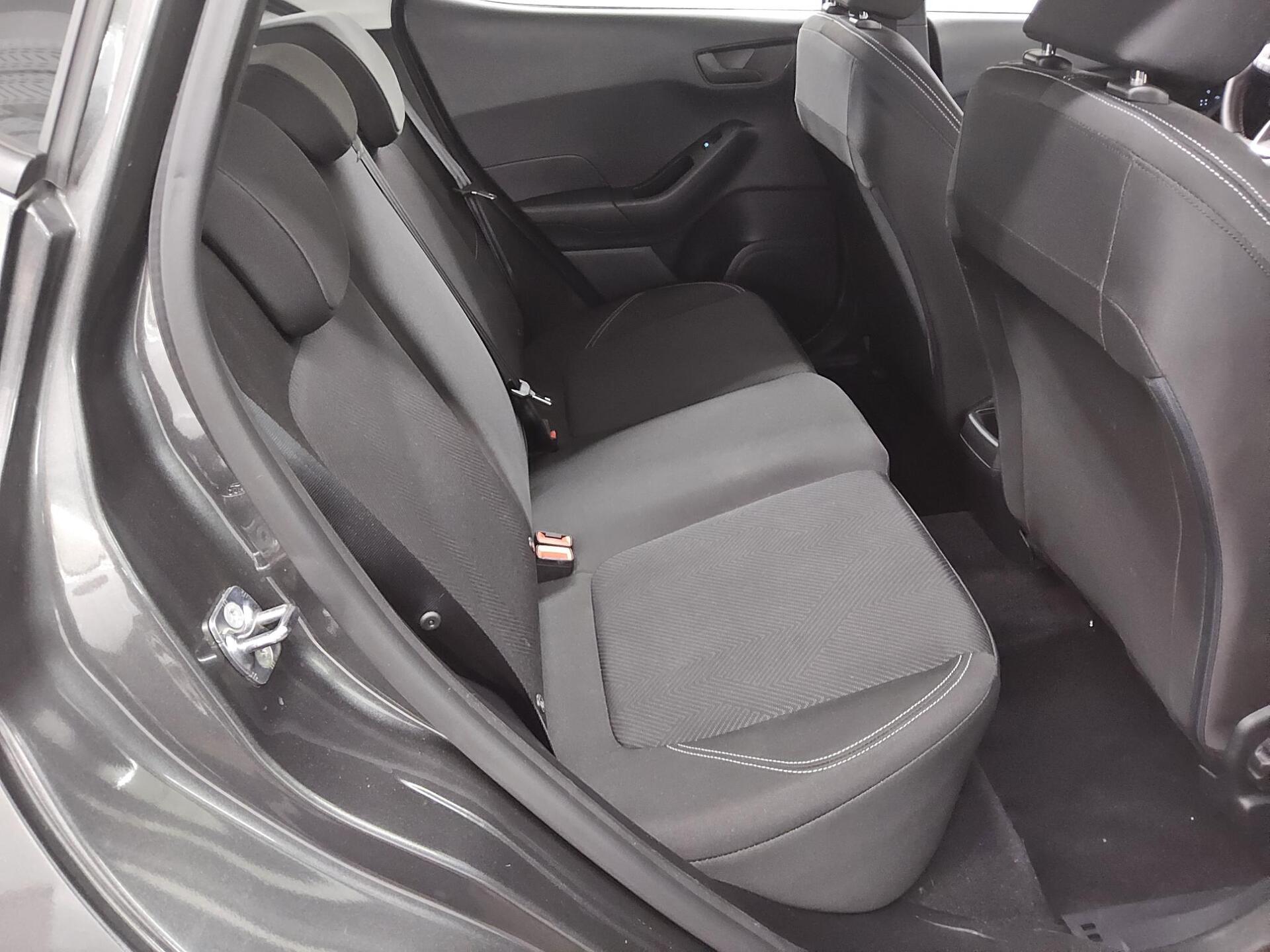 Ford Fiesta 1.1 Cool&Connect LED RFK DAB Shz 13