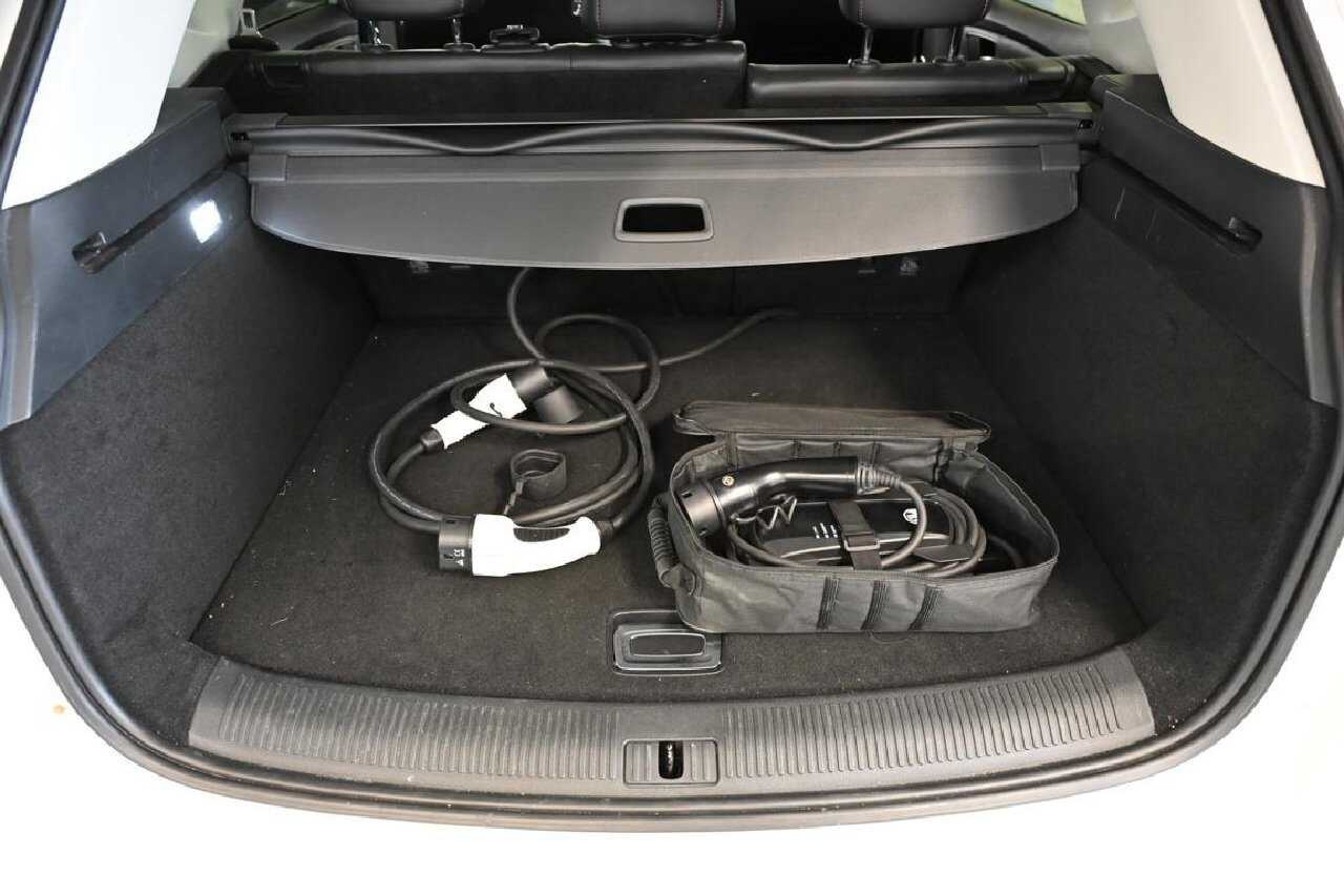 MG EHS Luxury NAVI SHZ PDC KAMERA ACC T-Leder 9