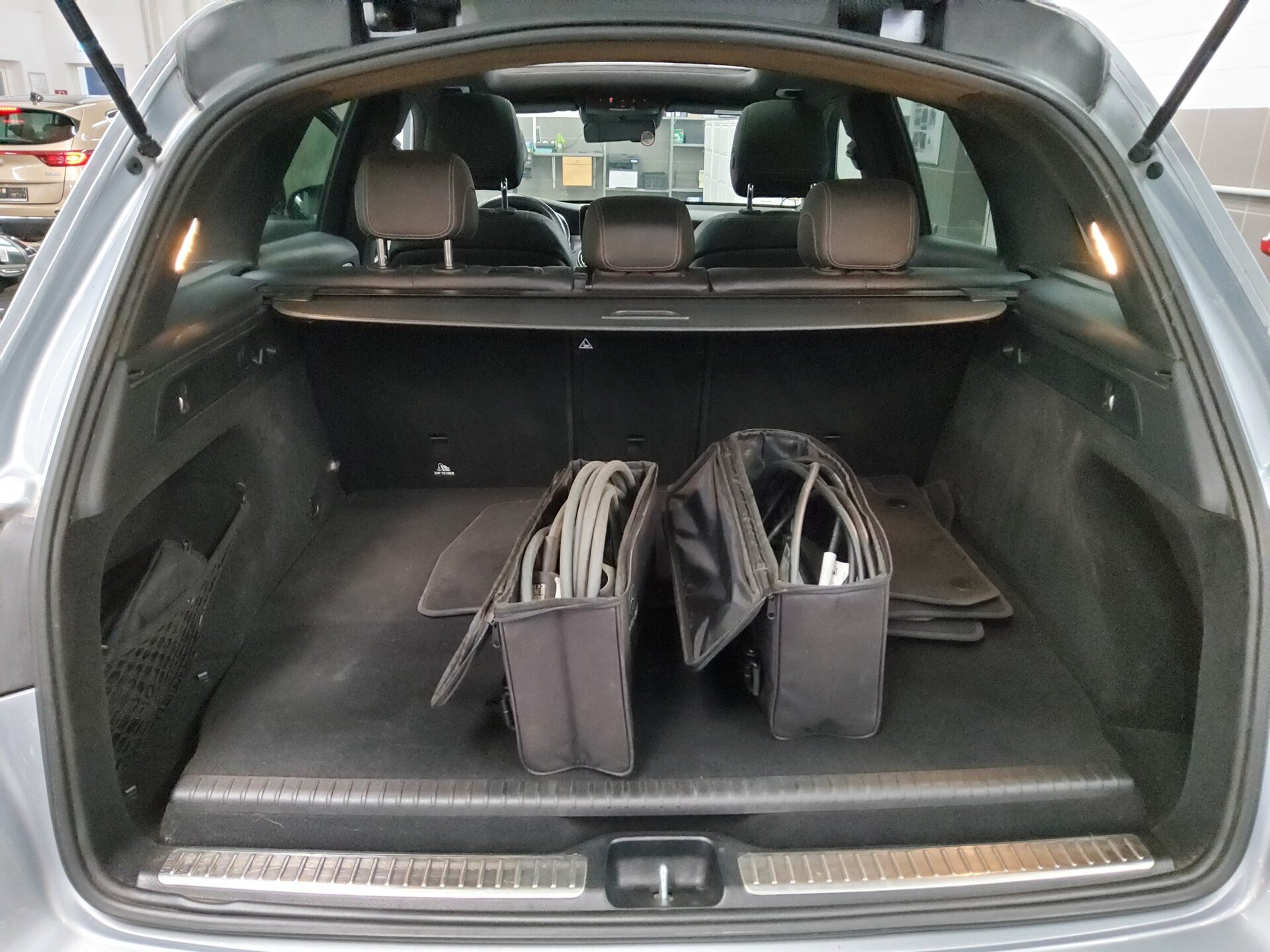 Mercedes-Benz GLC 300 e AMG-Line Night Navi MB-LED Widescreen Pano 12