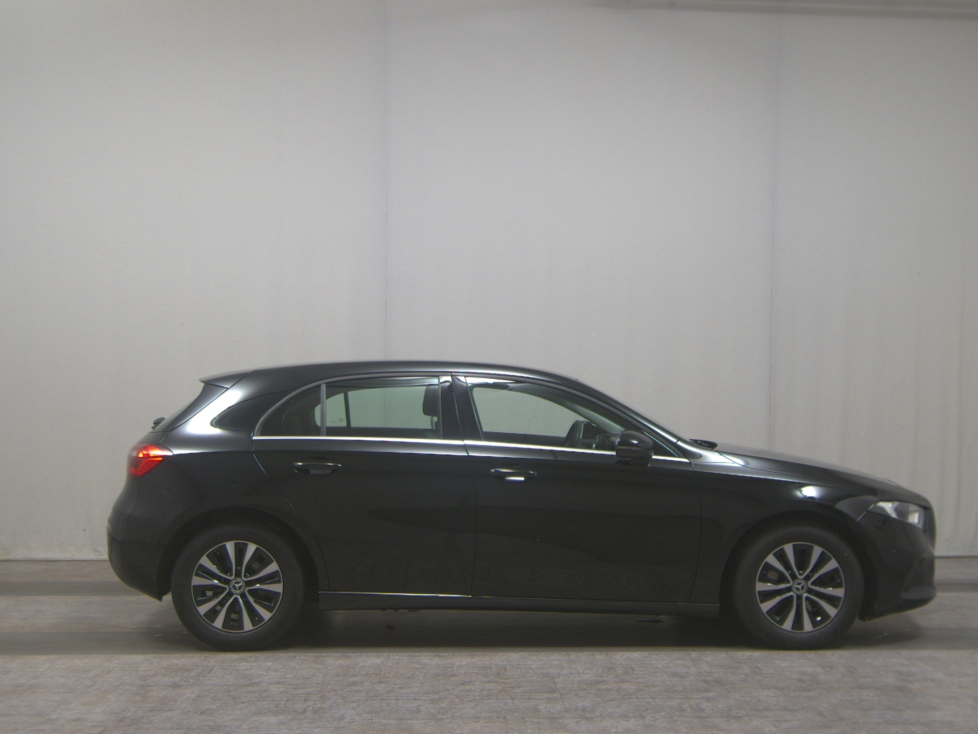 Mercedes-Benz A 200 d T-Leder Navi Ambiente Shz