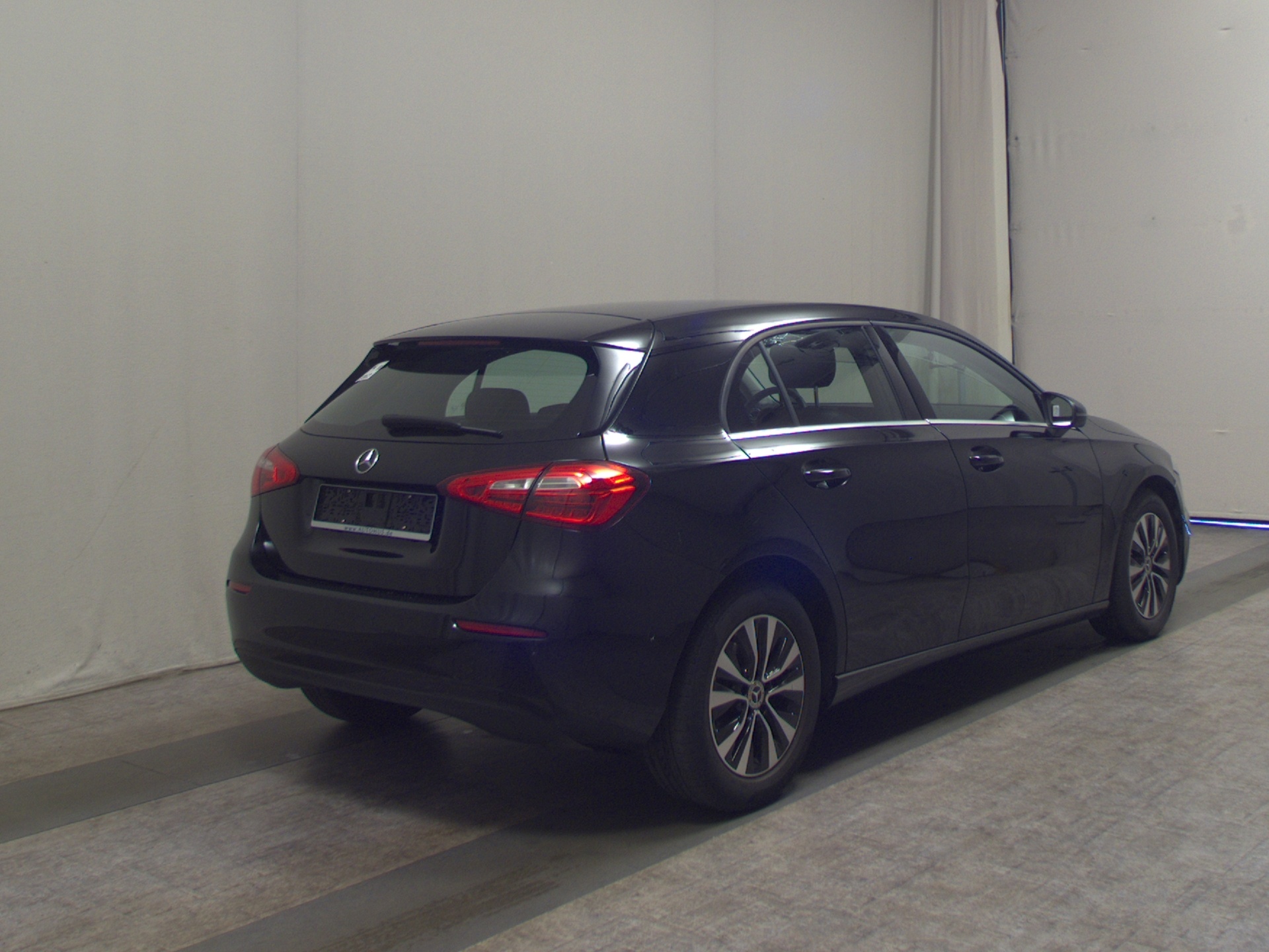 Mercedes-Benz A 200 d T-Leder Navi Ambiente Shz 4