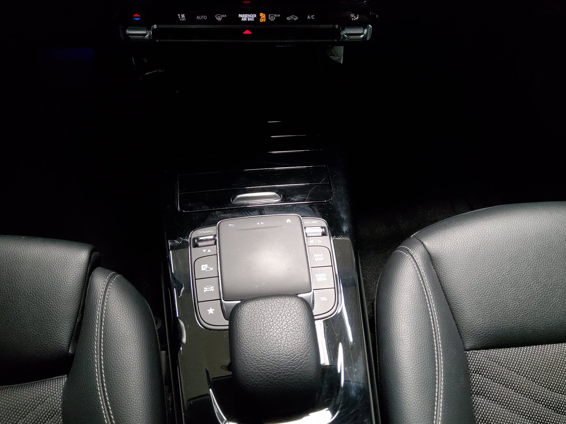 Mercedes-Benz A 200 d T-Leder Navi Ambiente Shz 6
