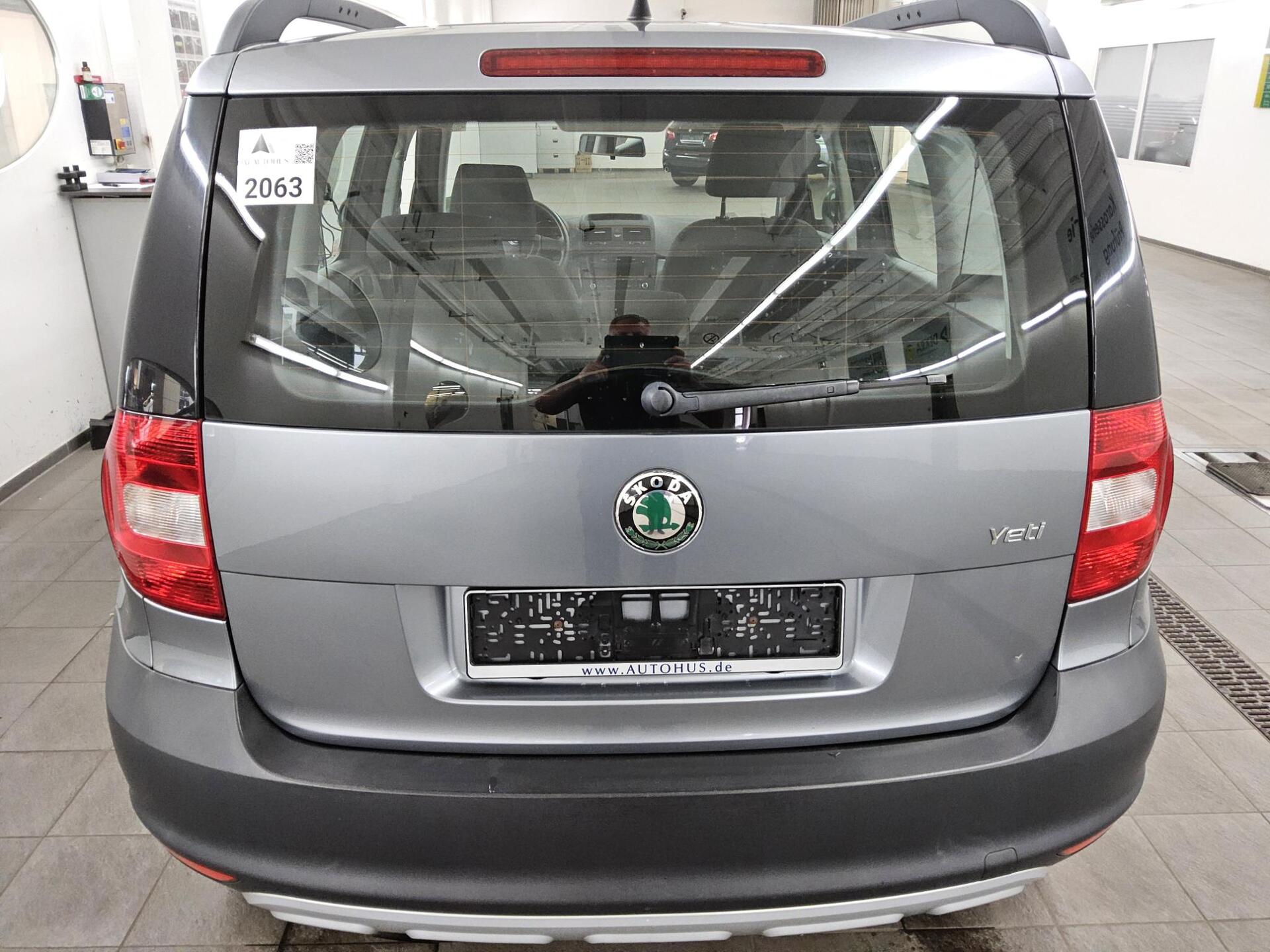 Skoda Yeti 1.2 TSI Radio 10