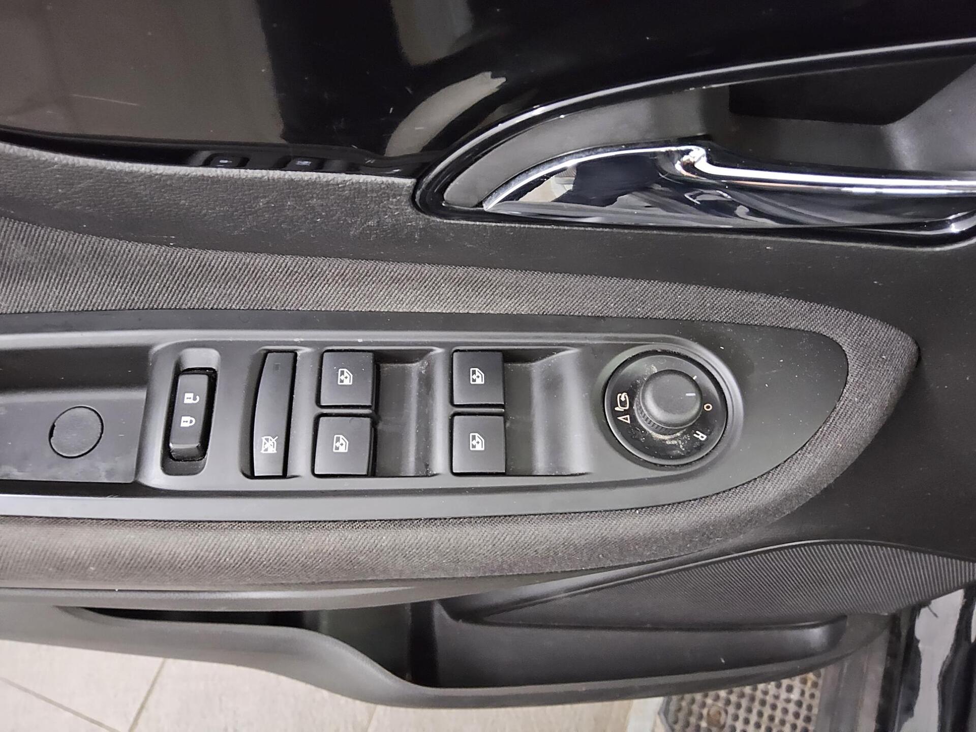 Opel Mokka X 1.6 Edition Navi AHK RfK PDC 9