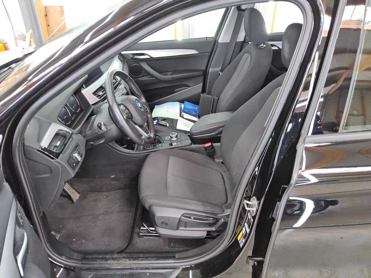 BMW X1 xDrive25e Advantage NAVI KLIMAAUT SHZ PDC 6